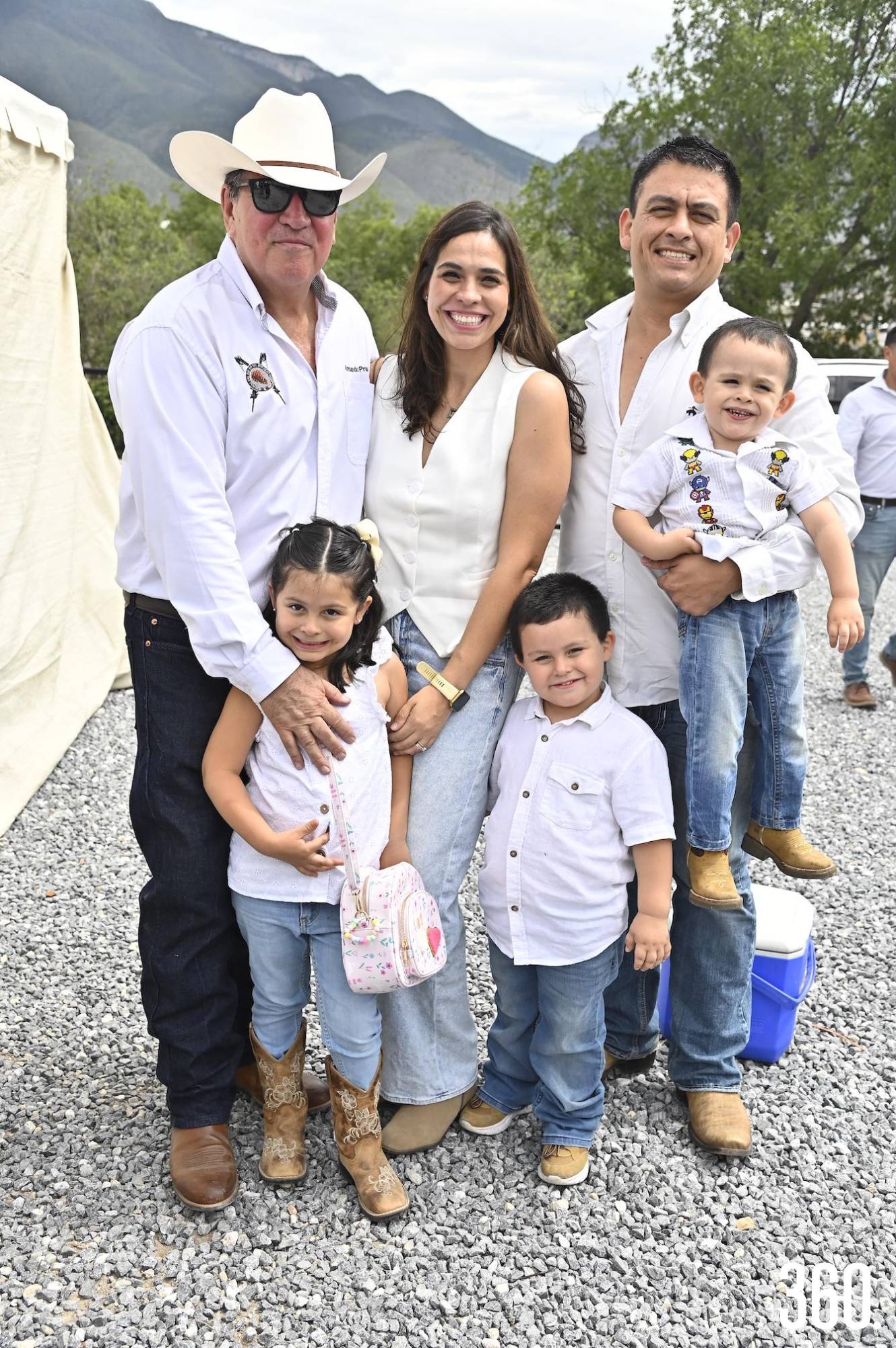 $!Armando Prado, Ana Karen Prado, Daniel Chávez, Diego, Ana Victoria y Daniel Chávez Prado.