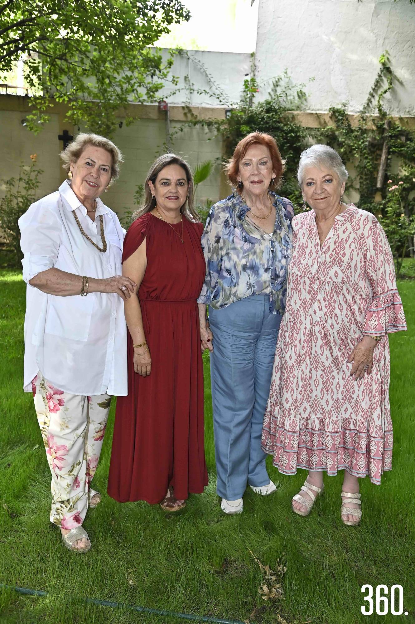 $!Thelma Aragón, presidenta; Conchita de Valle, tesorera; María del Rosario Domínguez, vicepresidenta, y Rosa Angélica Garza, secretaria.