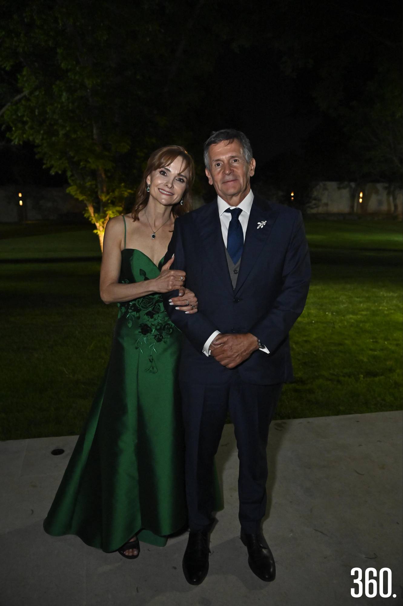 $!María Hortensia Lomelí y Manuel González, padres de la novia.