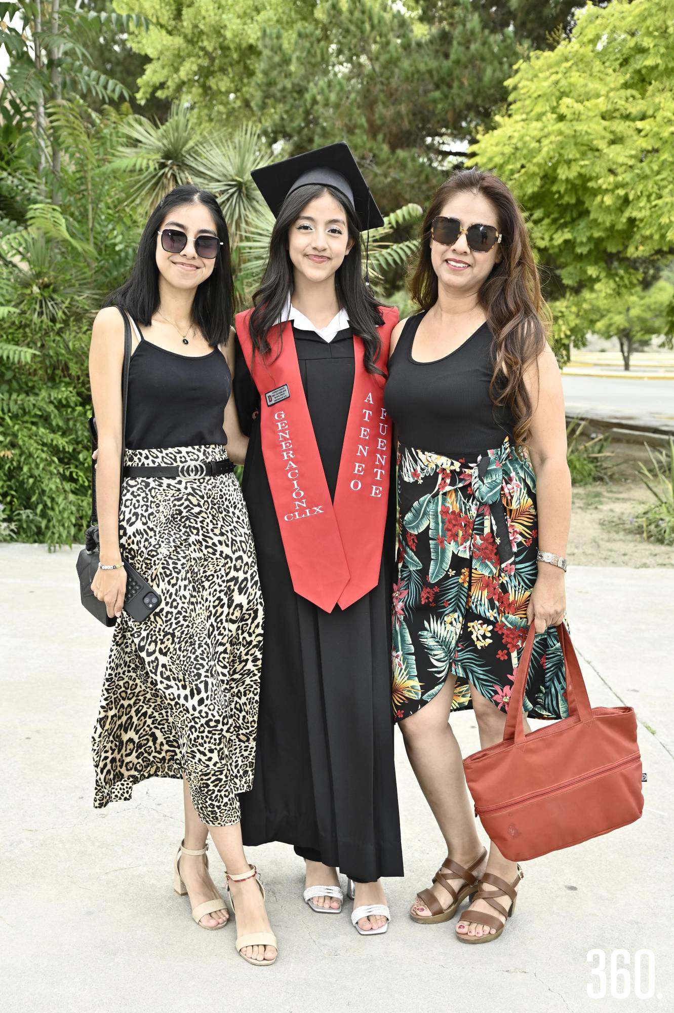 $!Ximena y Regina Torres con Adriana Lizeth Tovar.