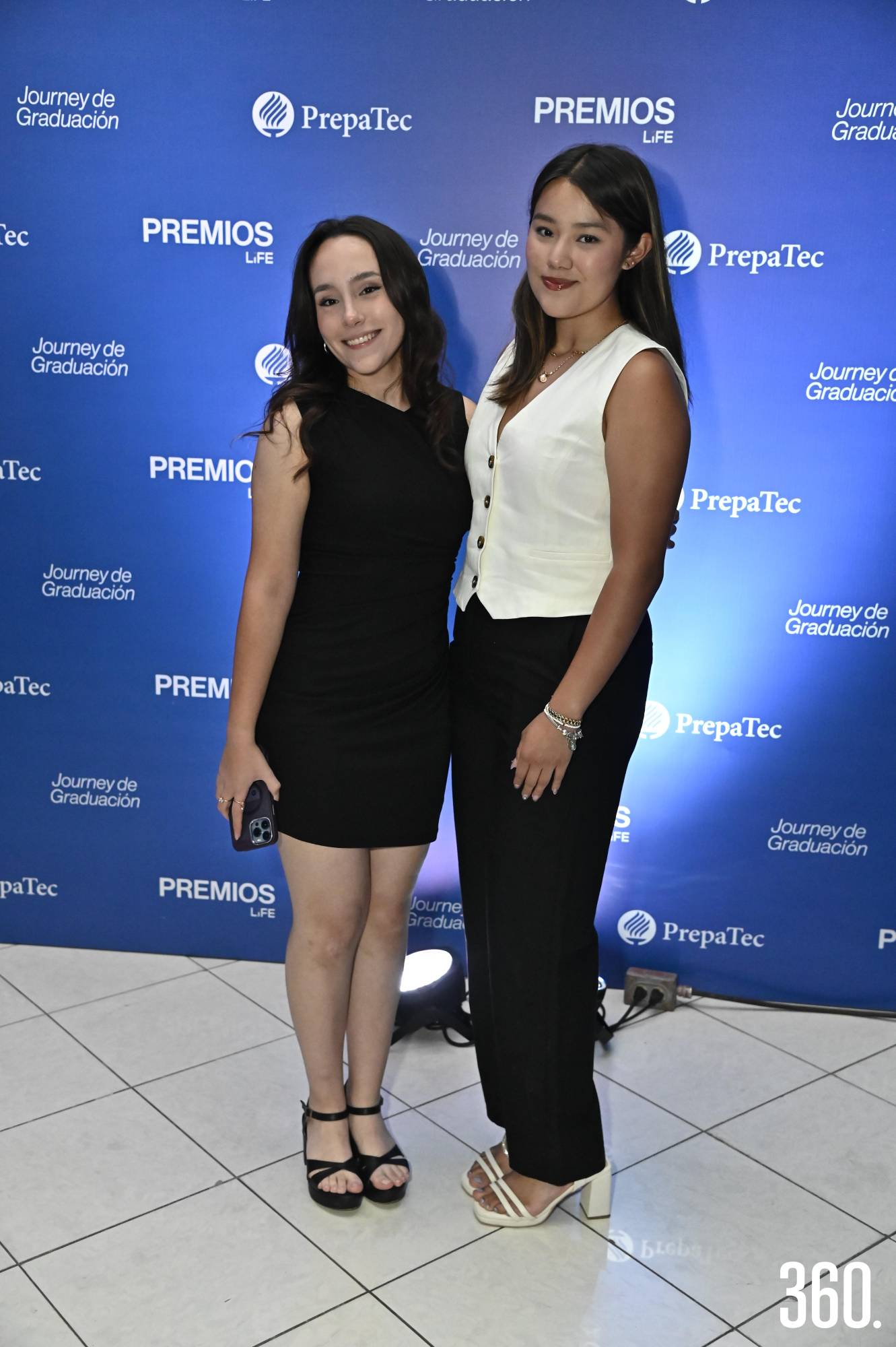 $!Felicia Treviño y América Martínez.