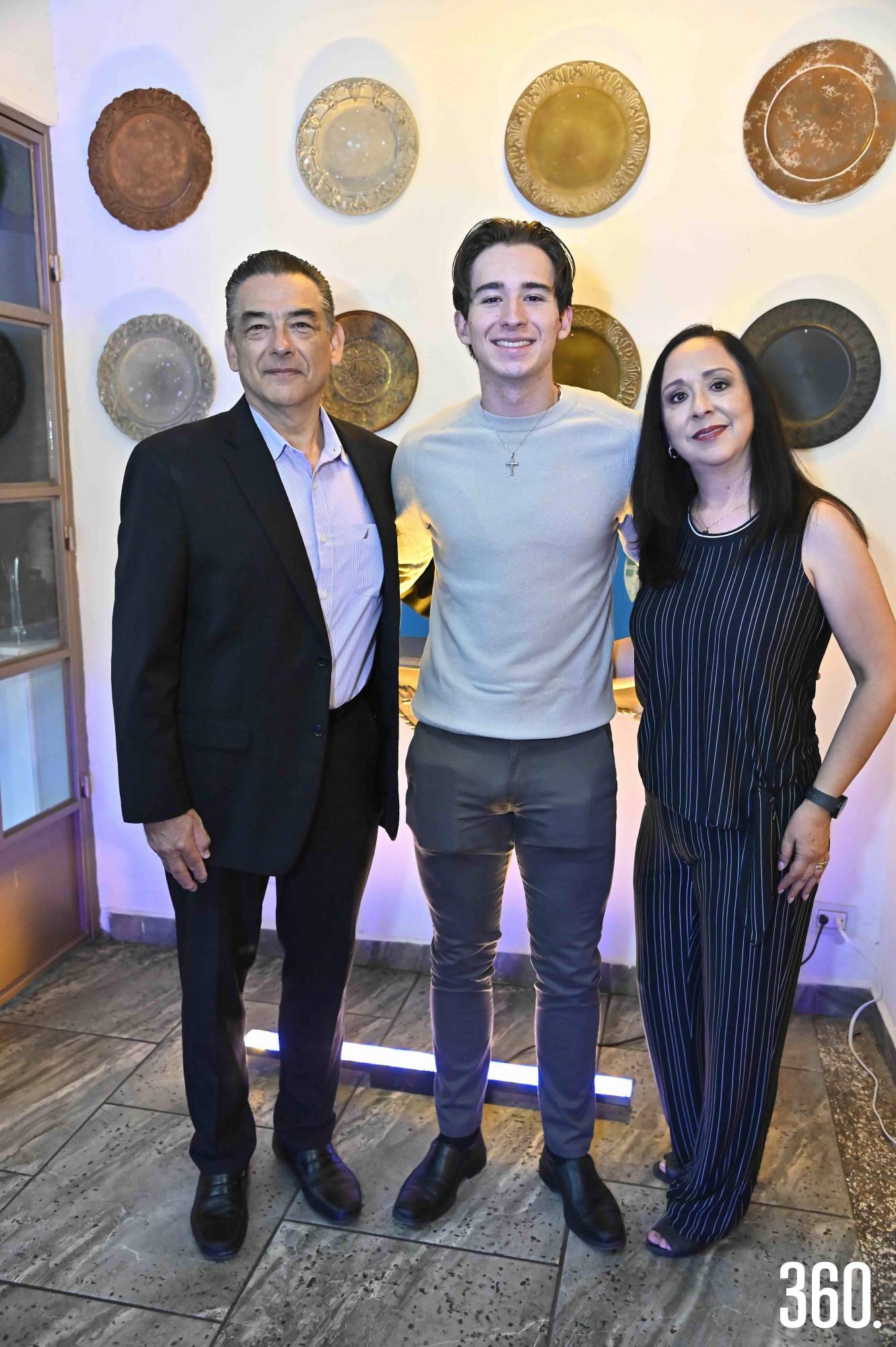 $!Marco Antonio González Saucedo,Rosy Garza y Marco Antonio González Garza.