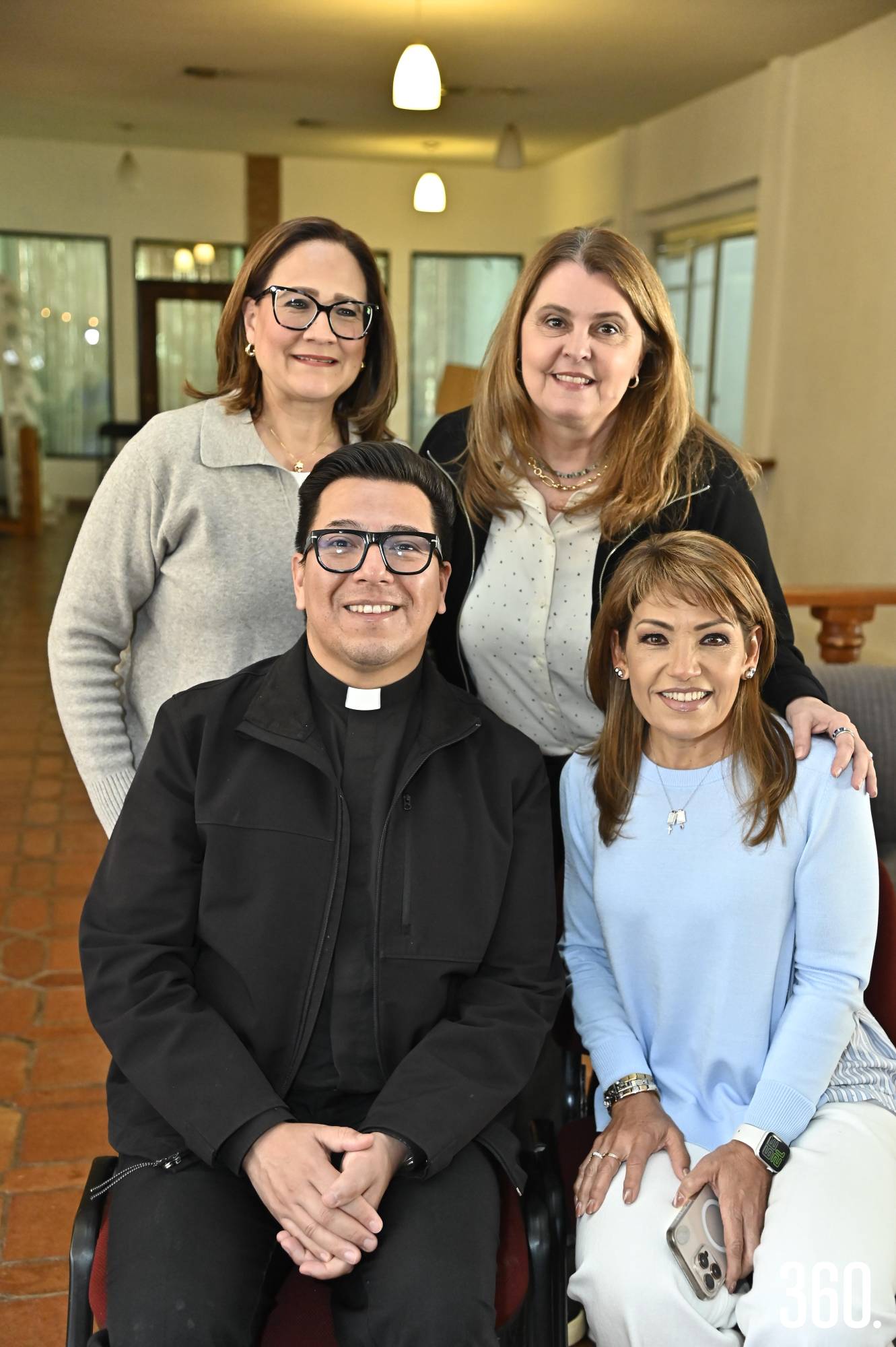$!Claudia Loret, Magdalena Fuentes, P. Jorge Enrique Mujica y Paty Castro.