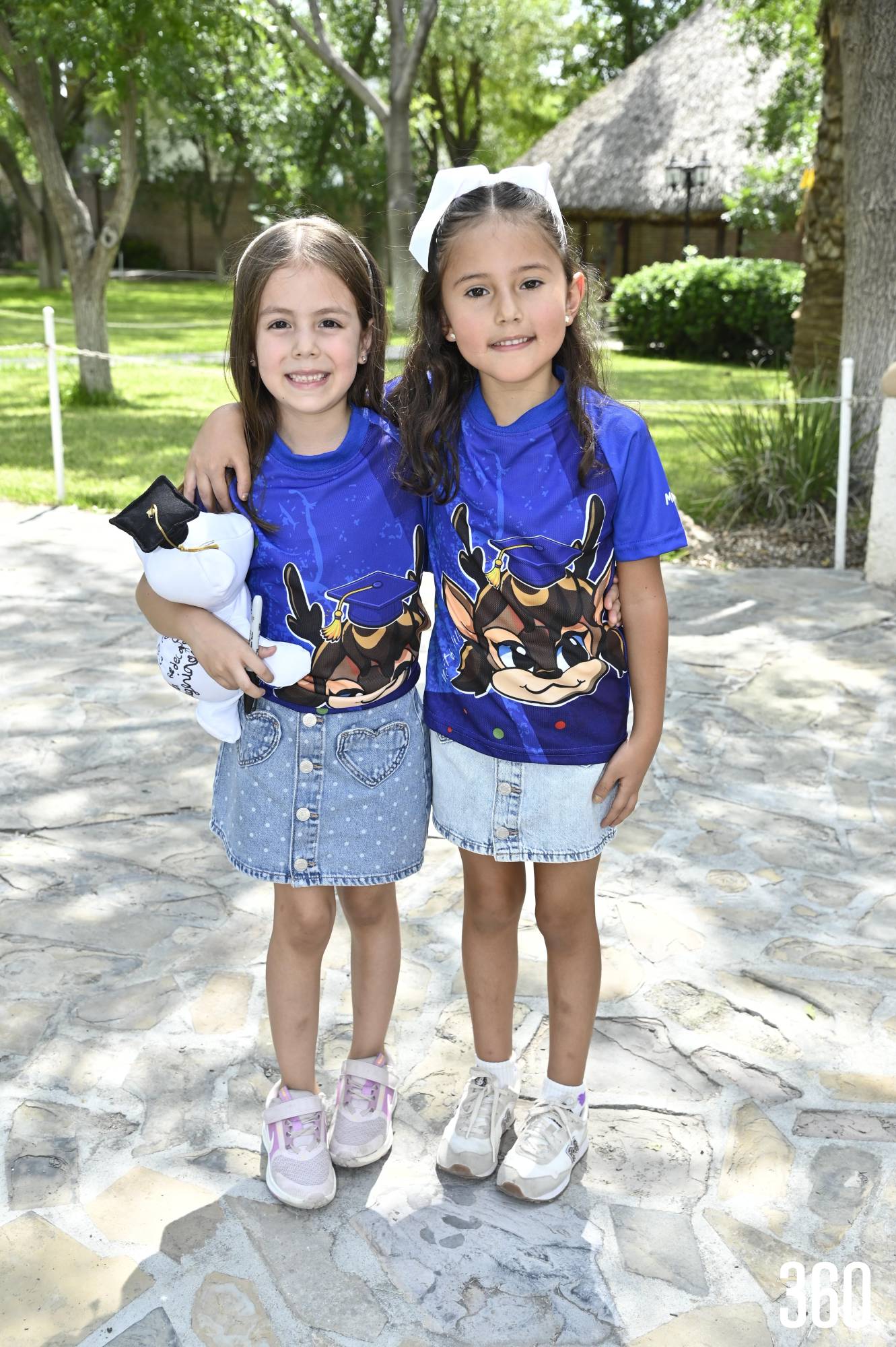 $!María del Valle y Catalina Romero.