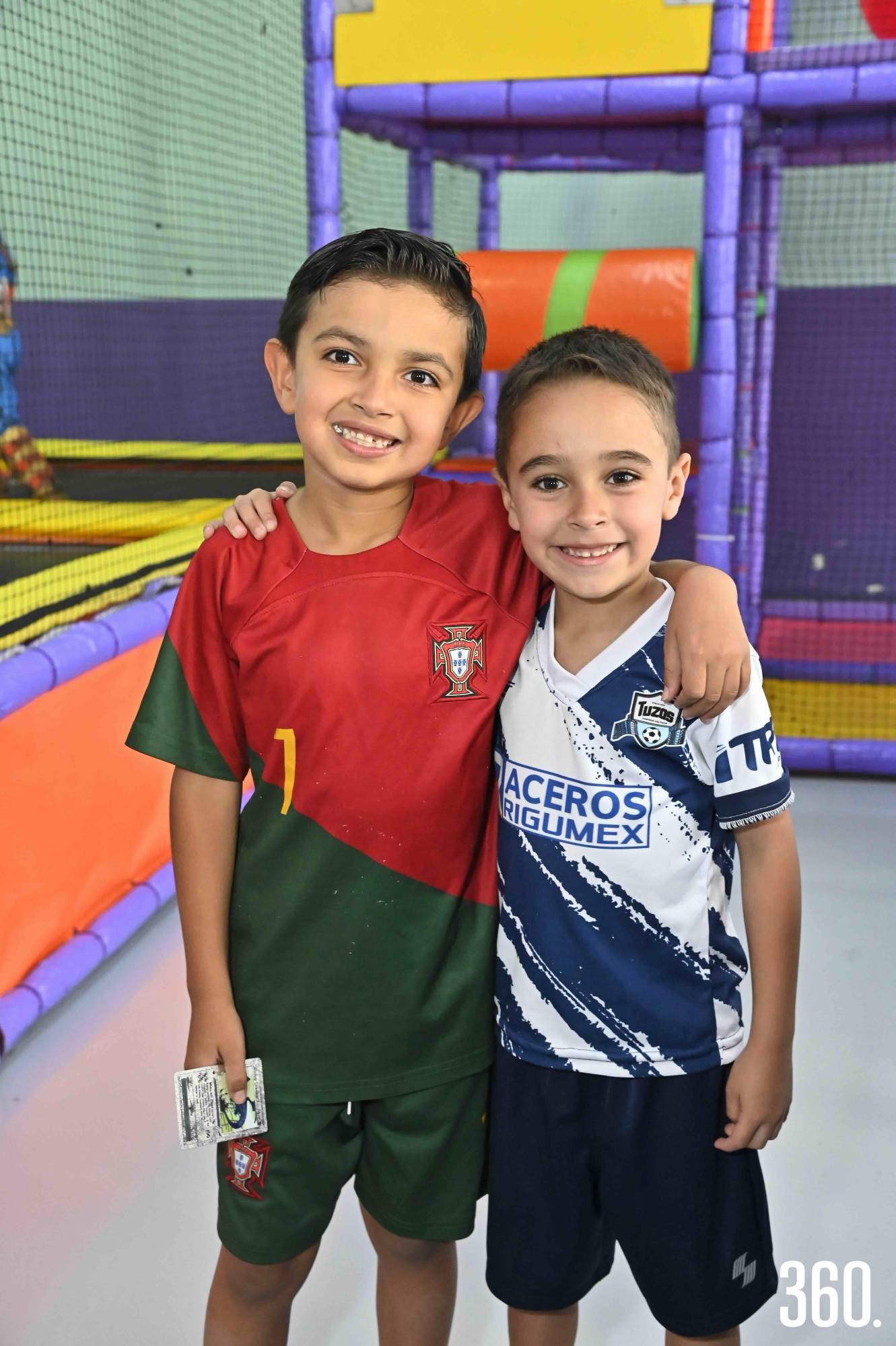 $!Álex Moreno y Josué Alberto Carmona.
