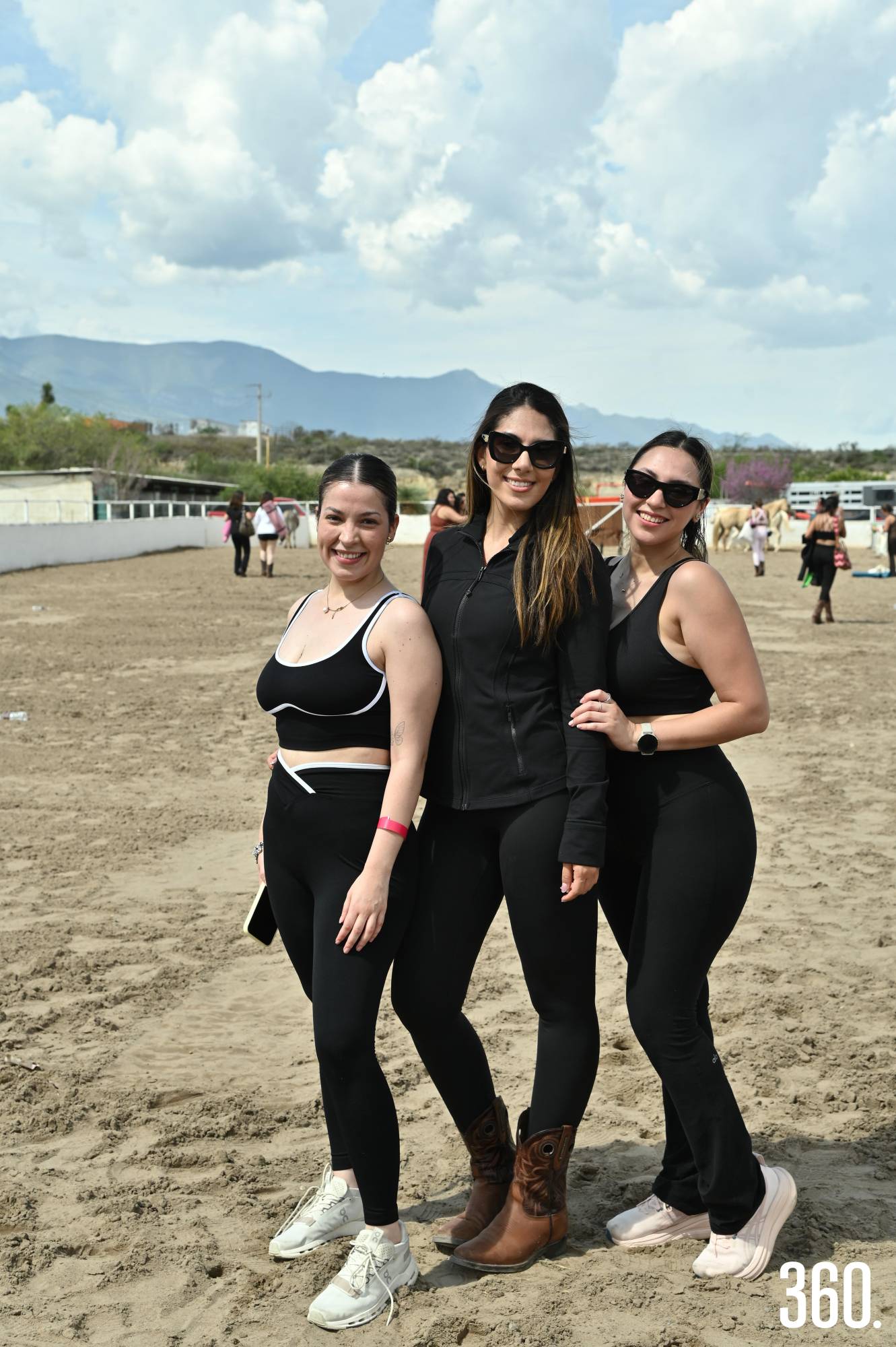 $!Metzly Soberón, Frida Dainitín y Mónica Álvarez.
