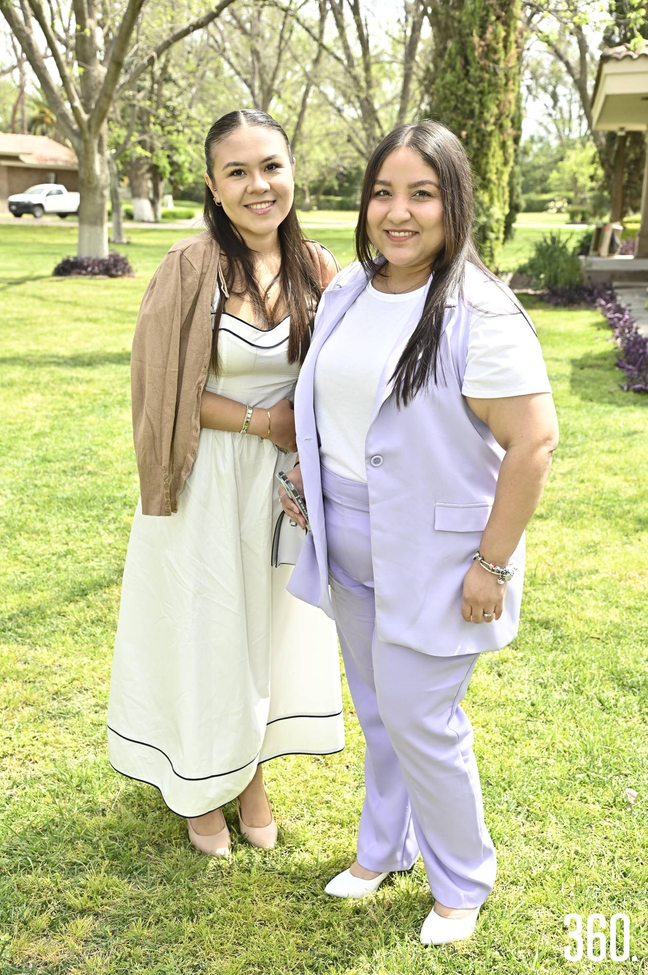 $!Andrea Herrera y Nallely Guevara.