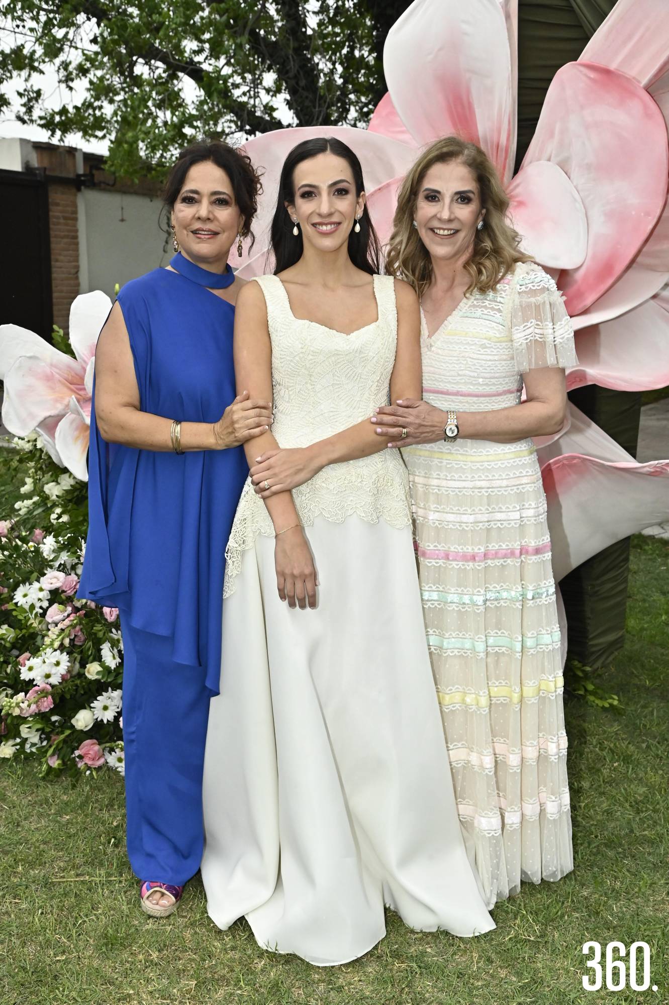 $!Rosa Claudia Siller de Rodríguez, Paola Ortega y Paola Duarte de Ortega.