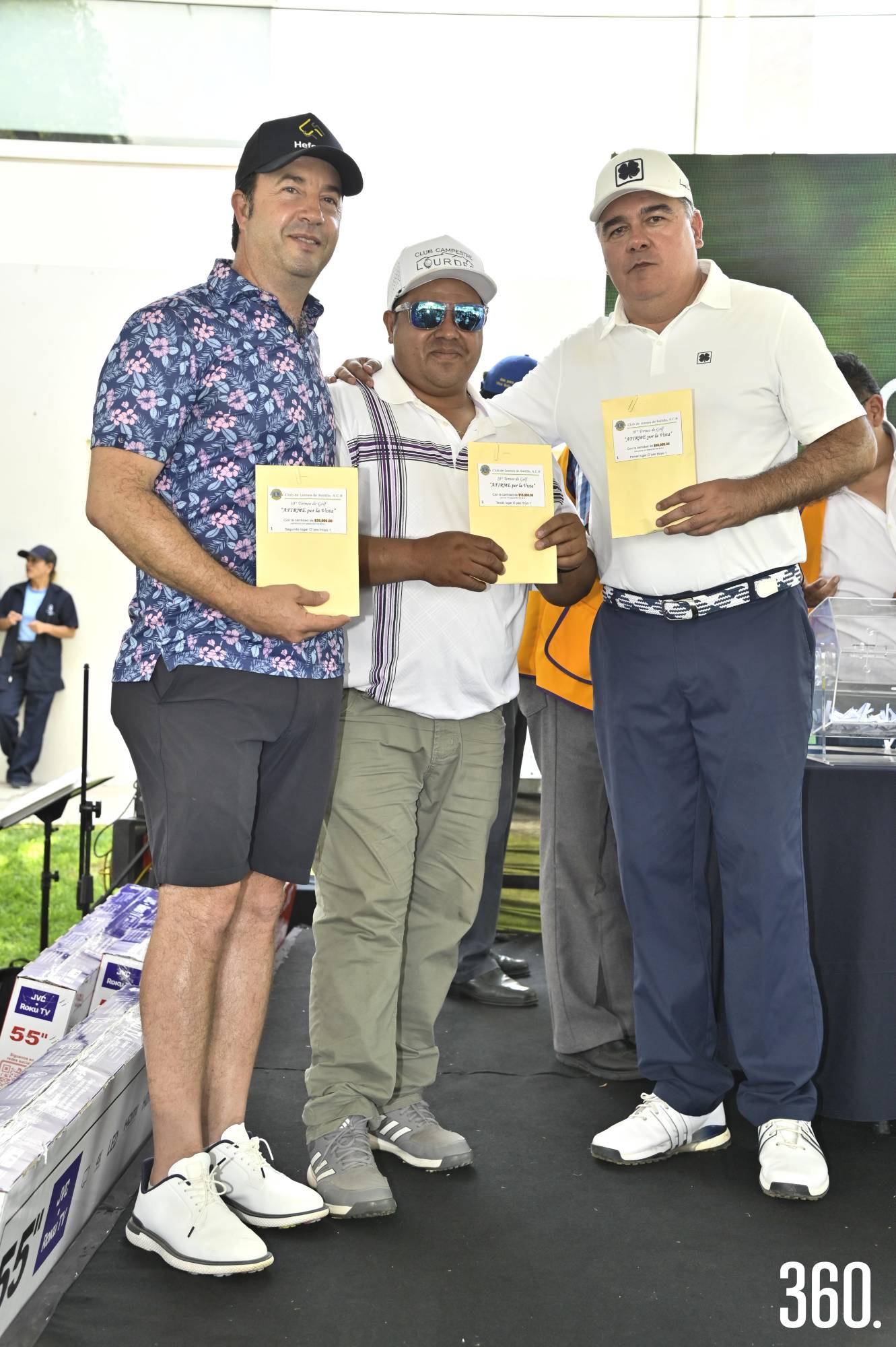 $!Óscar Valdés Treviño, Francisco González Rodríguez y Luis Carlos Rodríguez, mejores O’Yes hoyo 1.