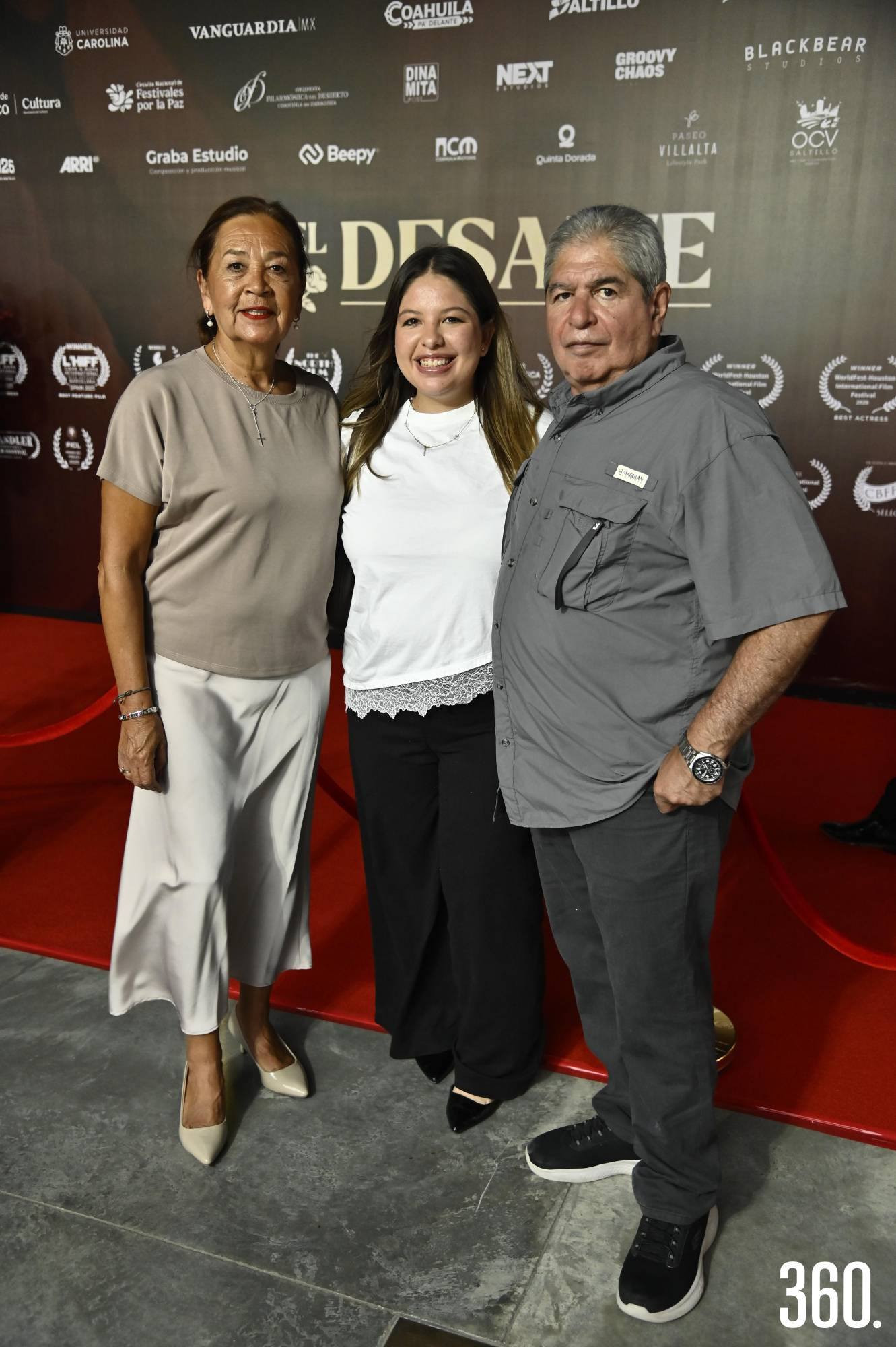 $!Mónica Ventura, Sofía y Luis Gerardo Cabello.