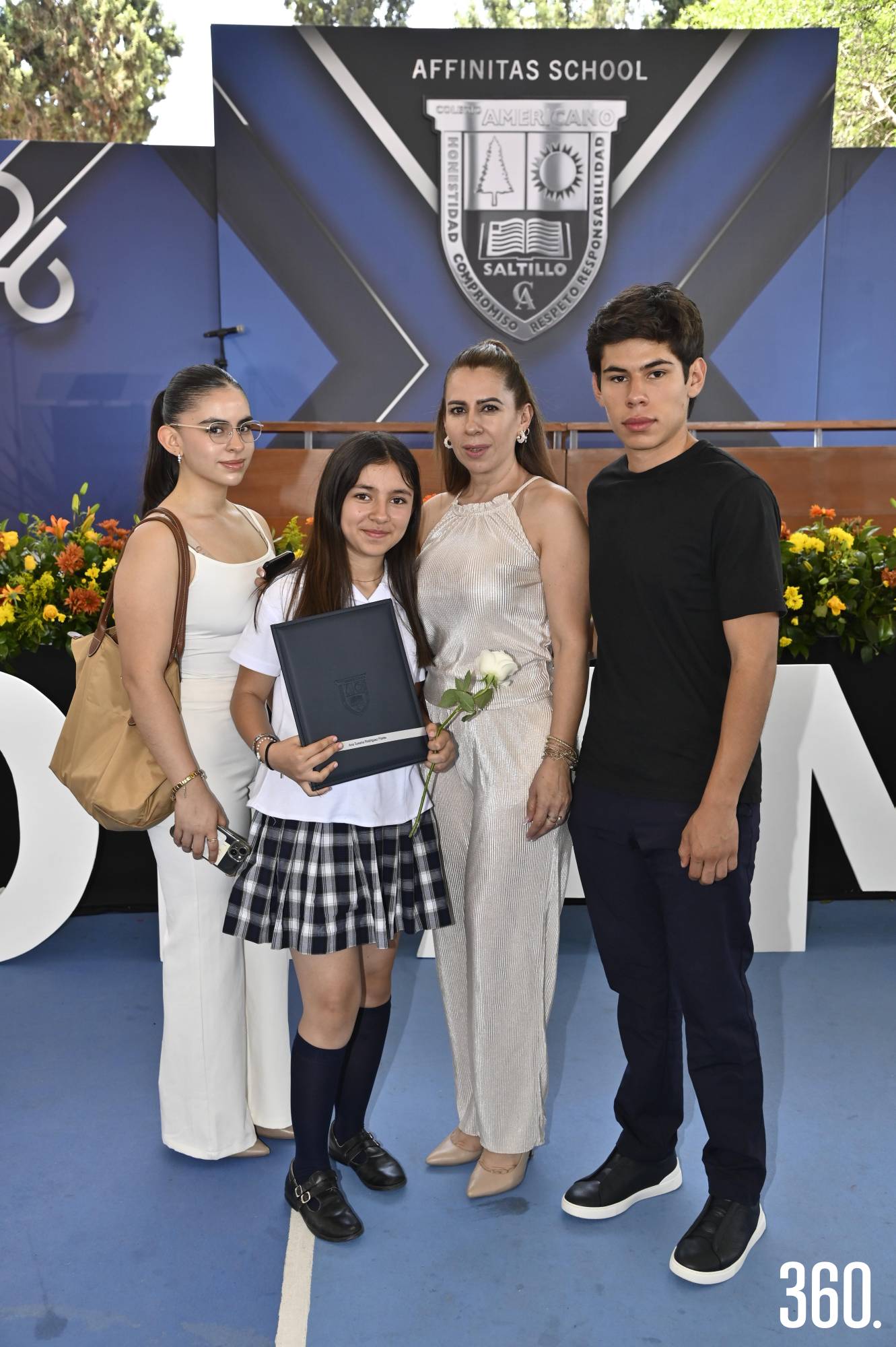 $!Elisa y Ana Susana Rodríguez, Susana Flores y Diego Fortunato.