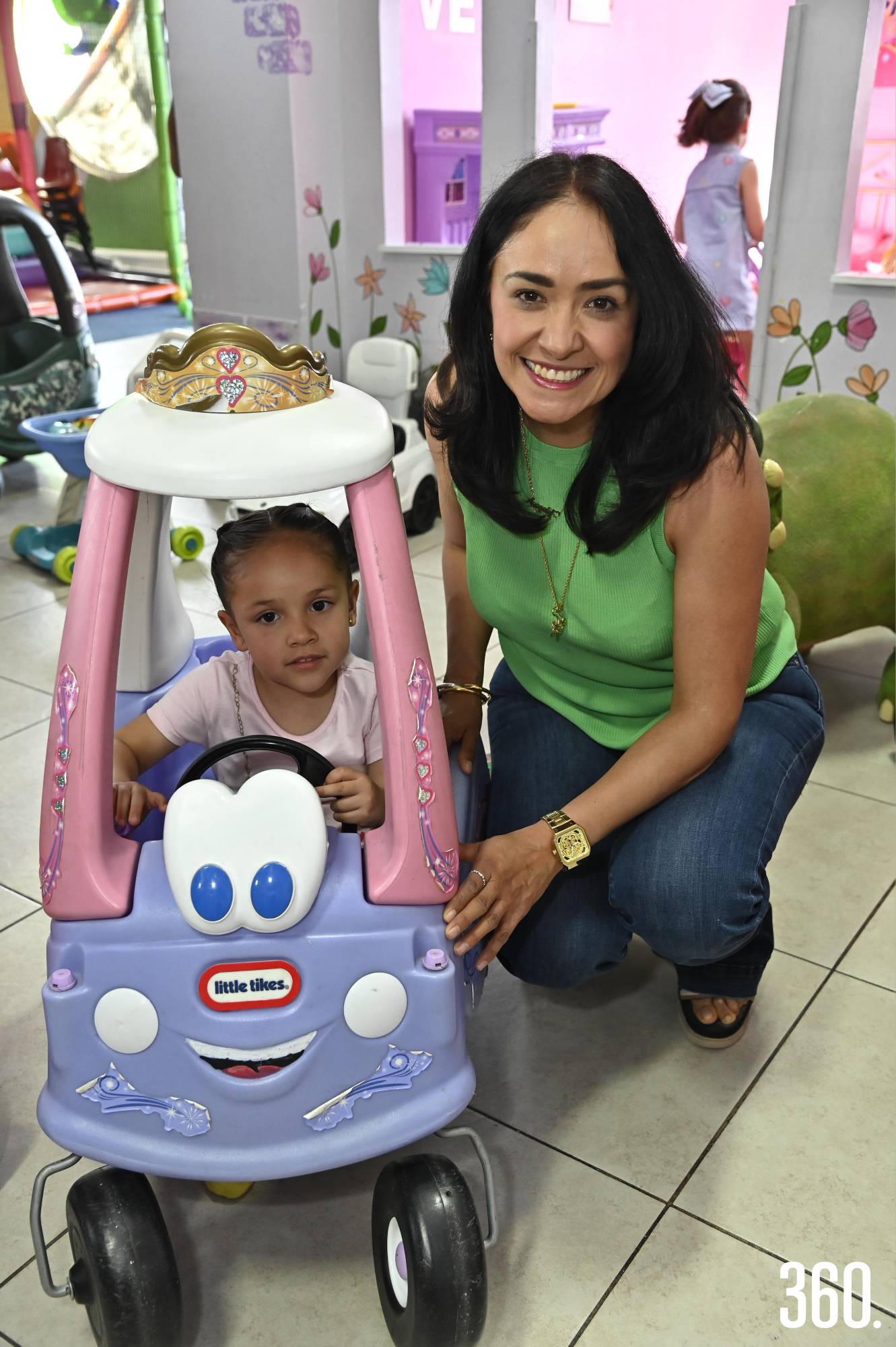 $!Ana Gaby Alvarado y María José Flores.