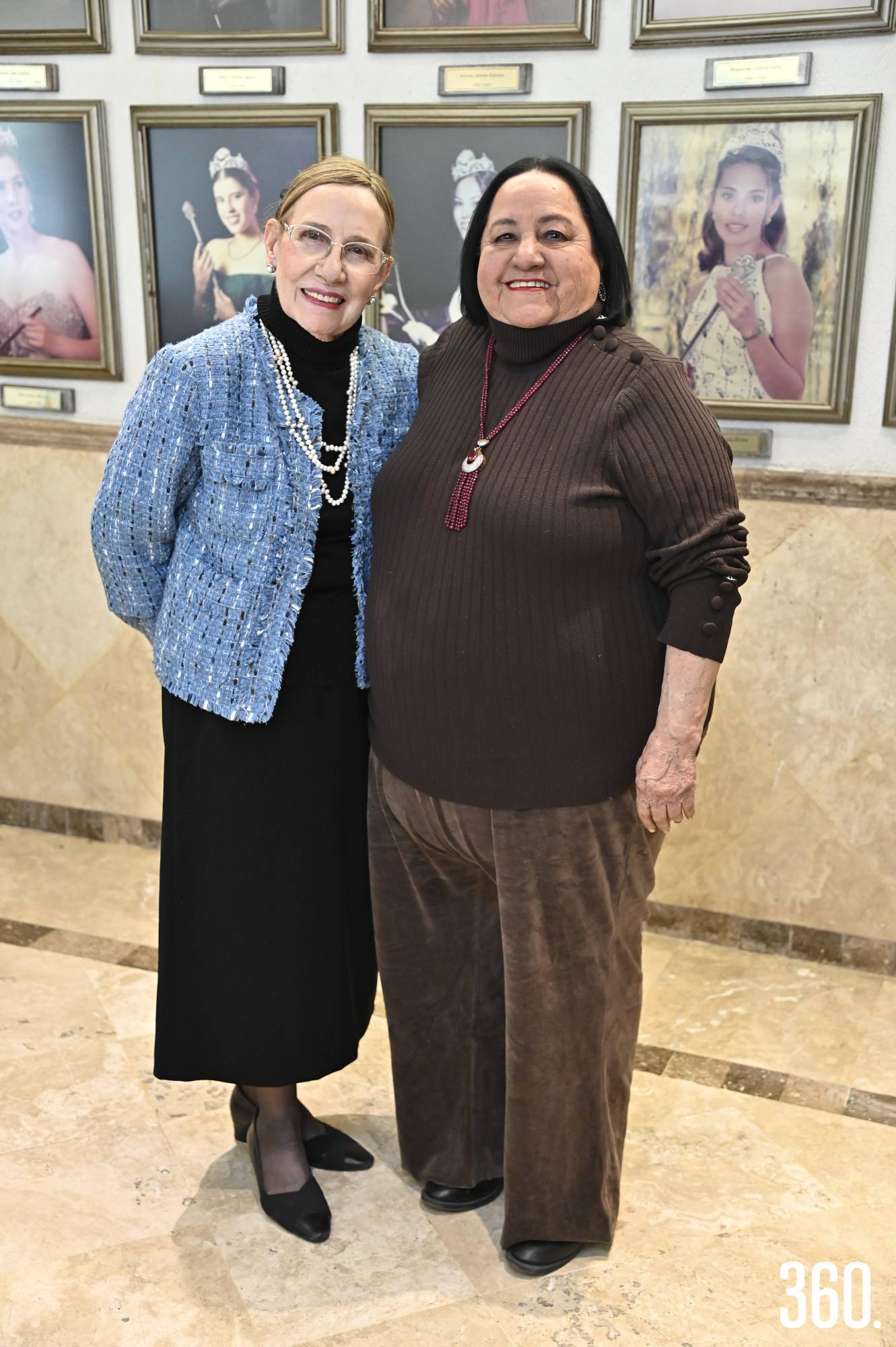 $!Rosaura Treviño y Lupita Verduzco, anfitrionas.