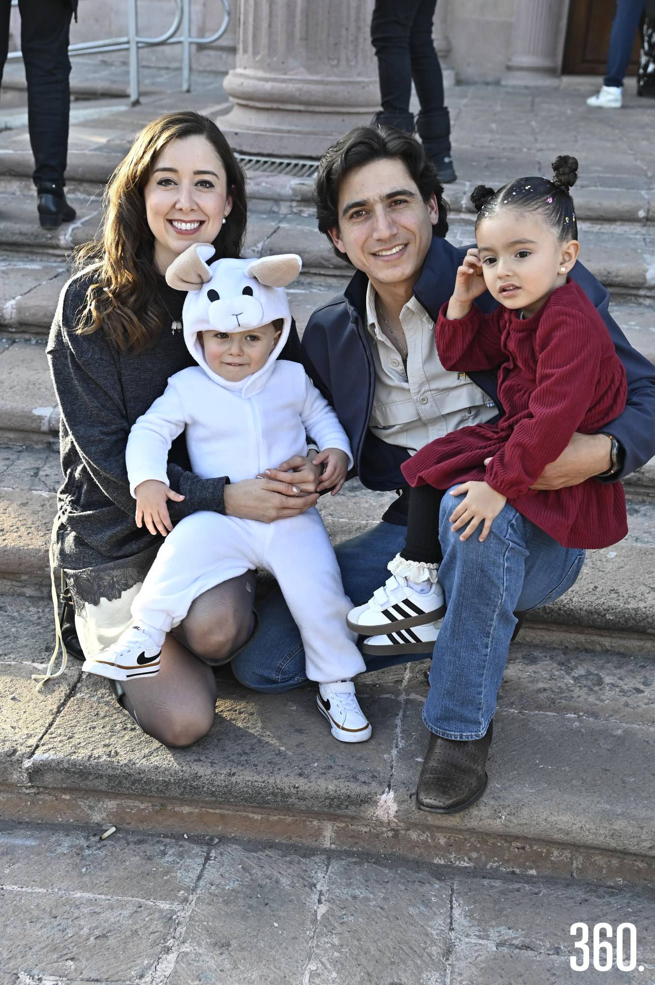 $!Sofía Elguézabal, Roberto Treviño, Roberto Andrés y María Sofía Treviño.