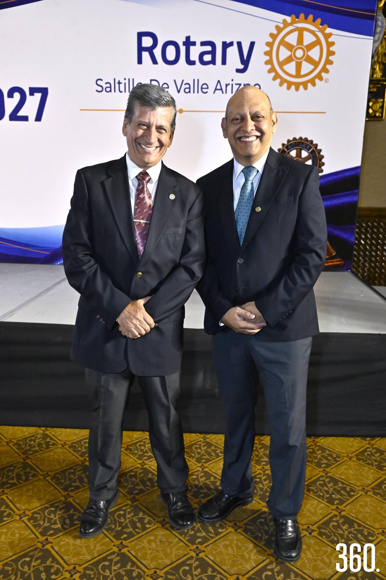 $!Presidente entrante, Carlos Orta y presidente saliente, Joel Martínez Coss.