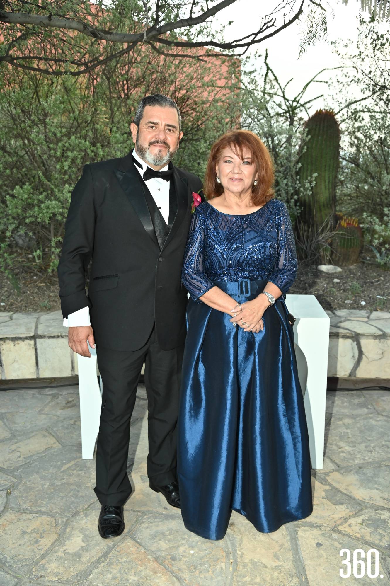 $!César García y Gabriela Cabello.