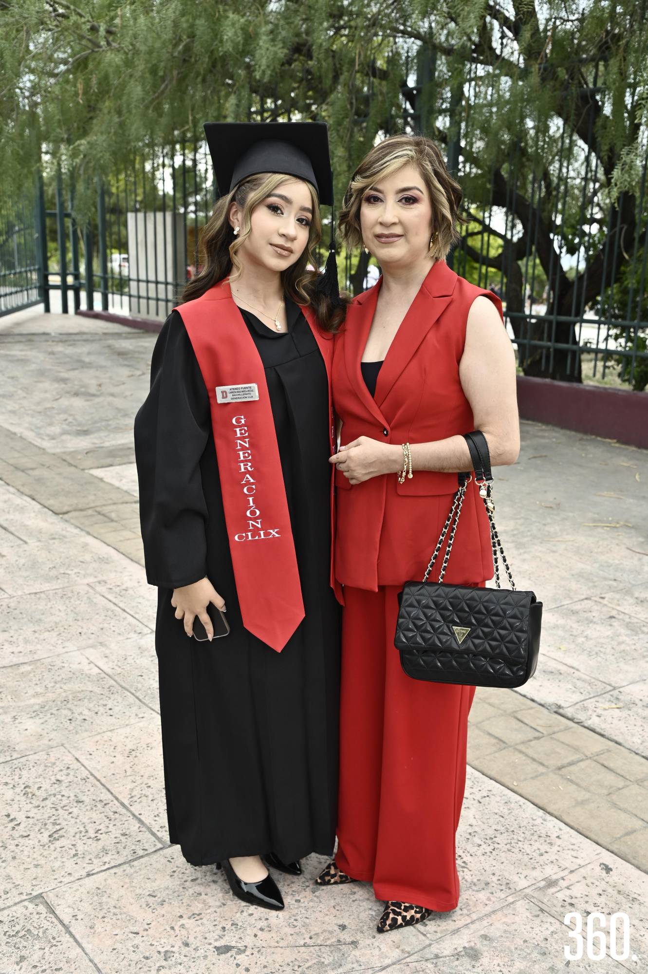 $!Angela Nicole Carreón y Nora Arias.