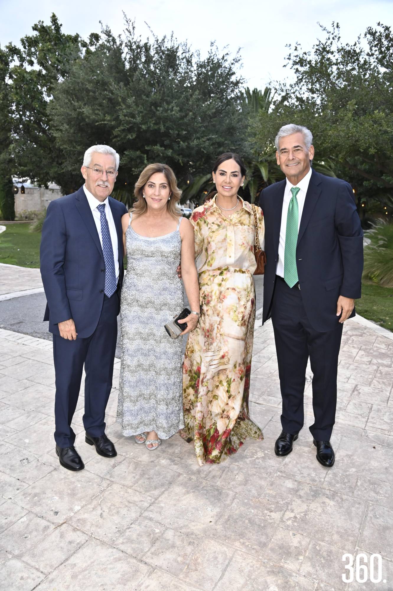 $!Julián Dávila, Maruca Villarreal, Gloria Dávila de Benavides y Gerardo Benavides.