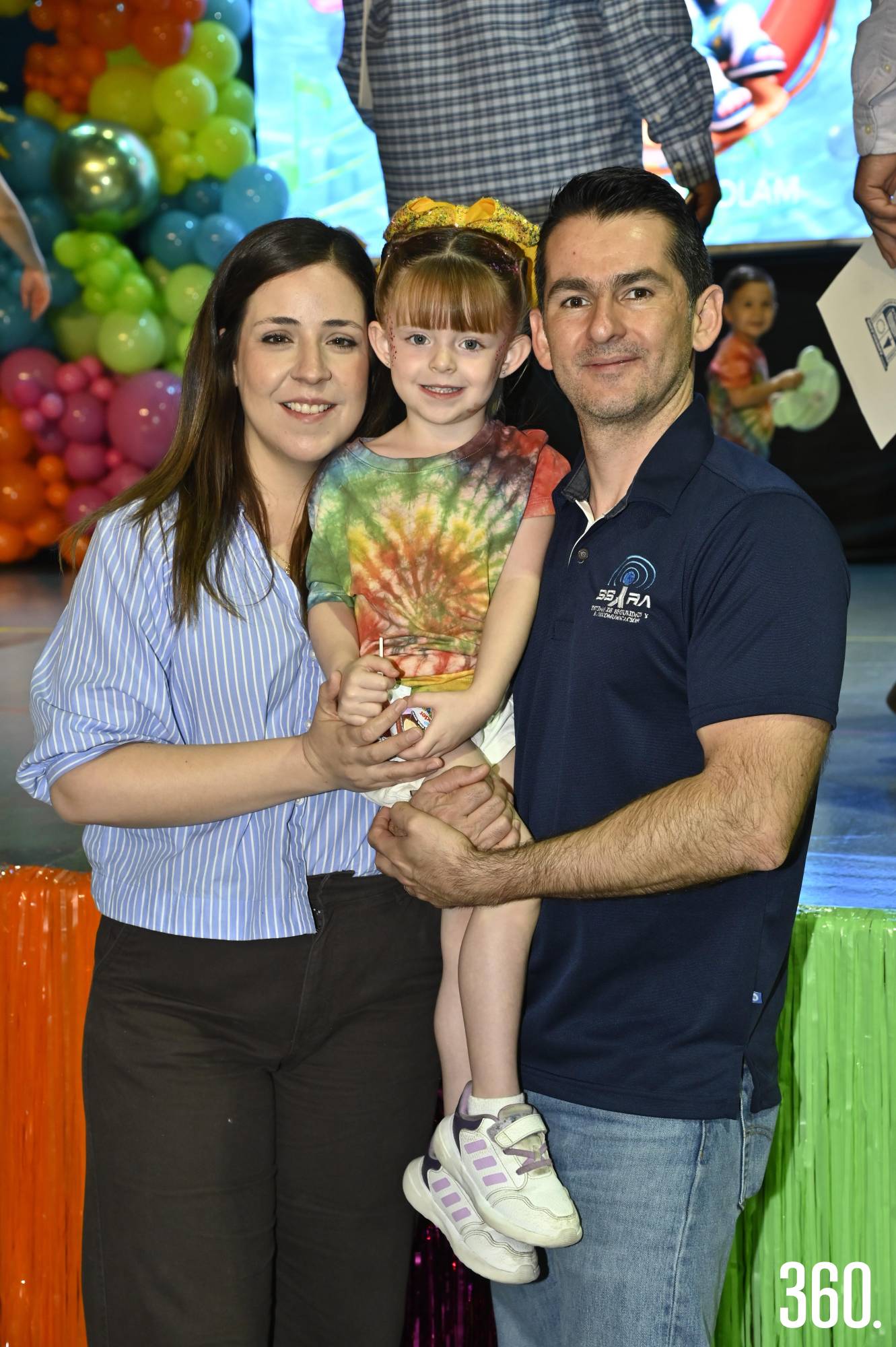 $!Marianela Valdés, María Paula y Ernesto Reina.