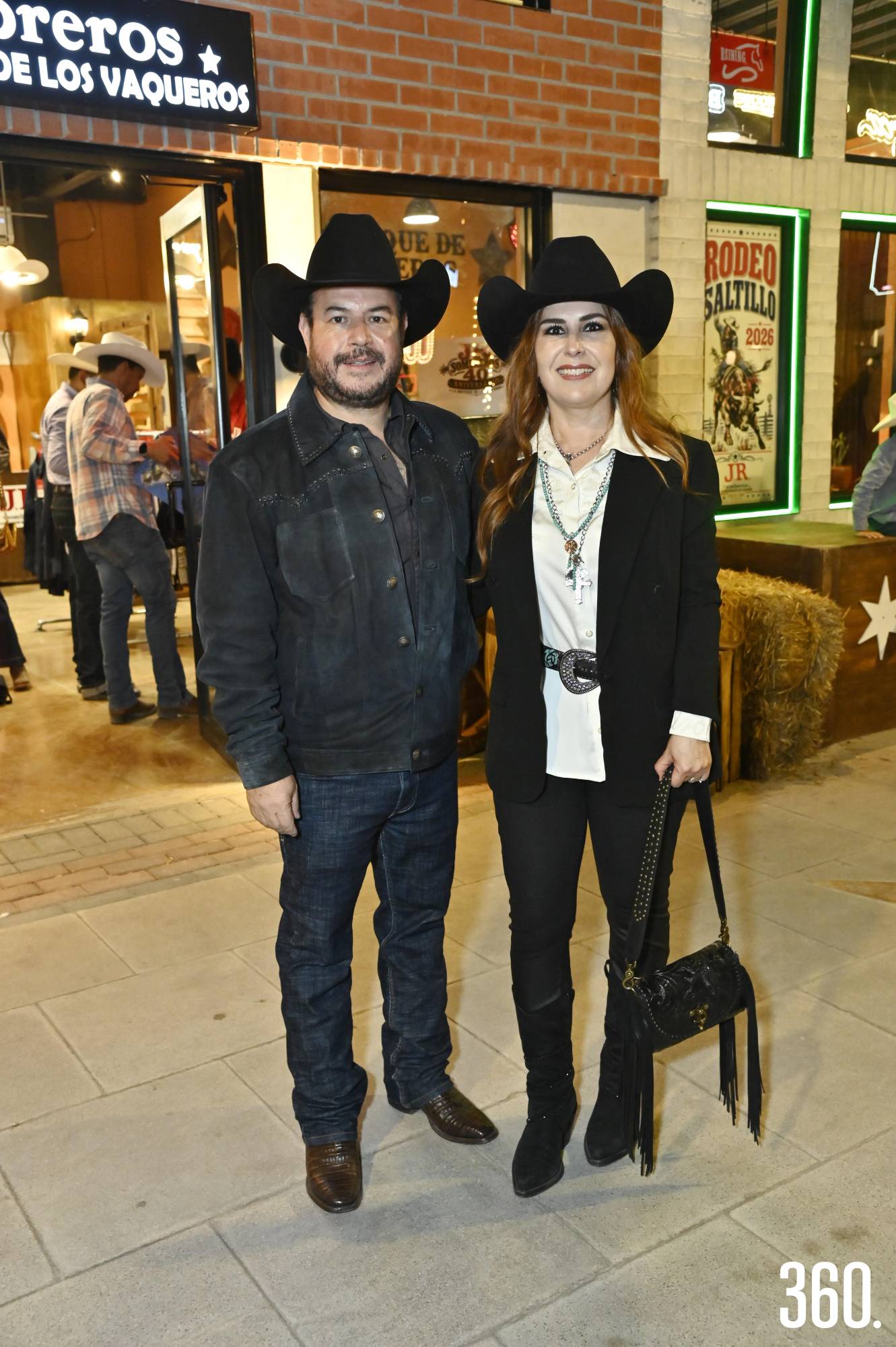 $!José Ramón Cortez y Arely de Cortez.