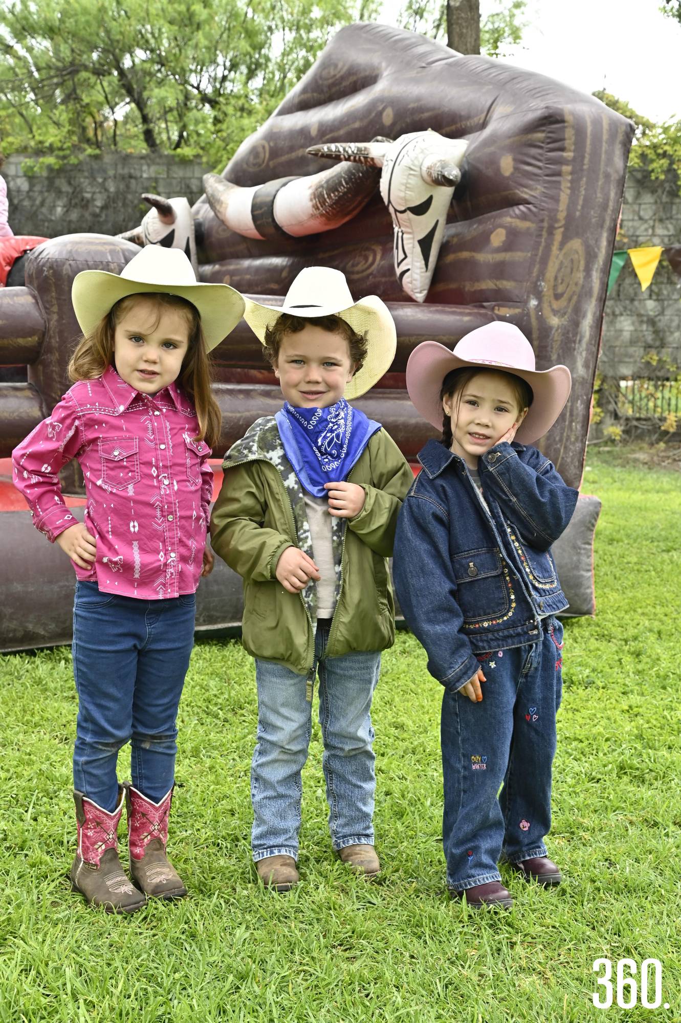 $!Elena Ruiz, Julián Dávila y Amaia Osorio.