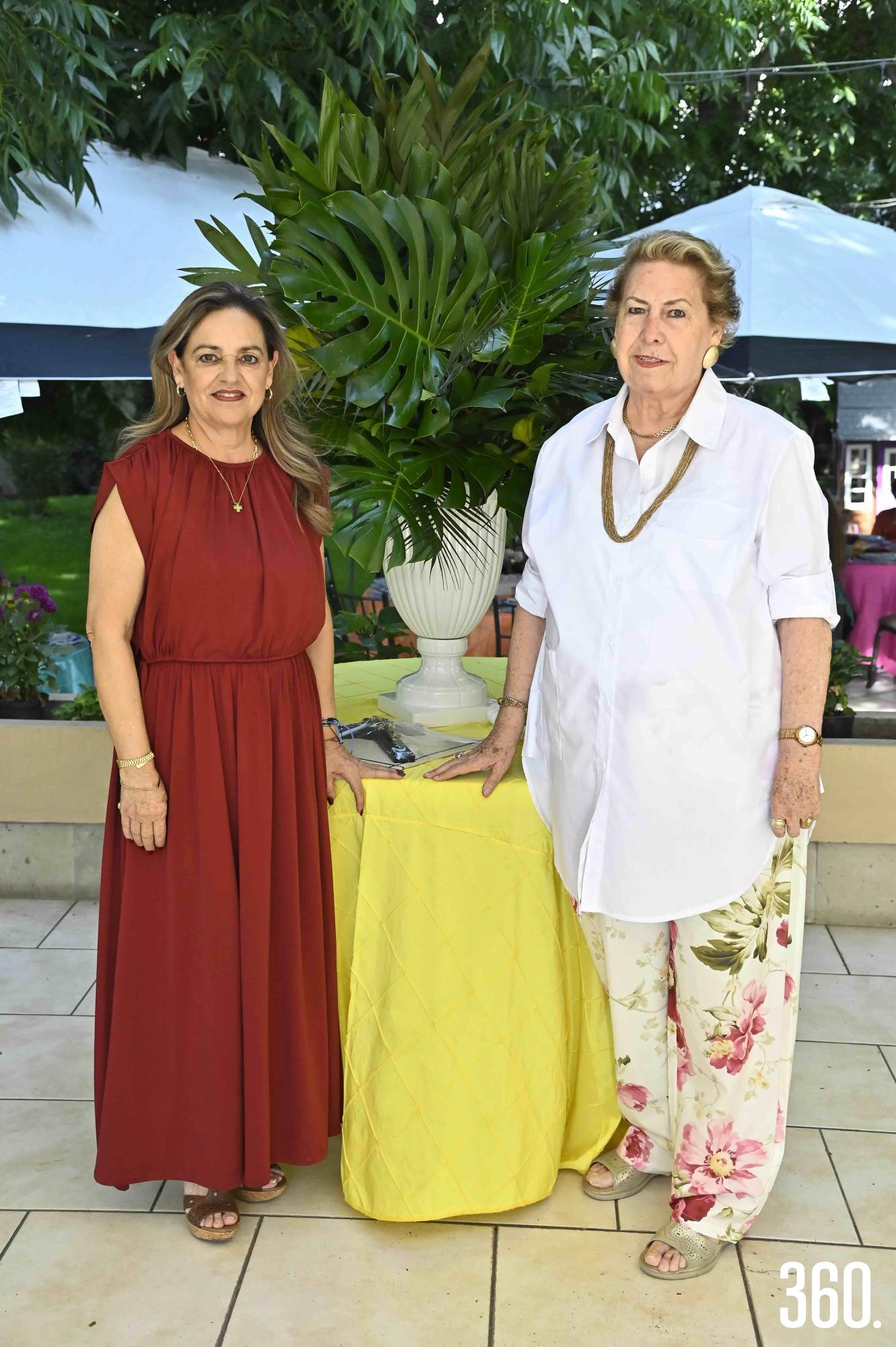 $!Anfitrionas: Thelma Aragón y Conchita de Valle.