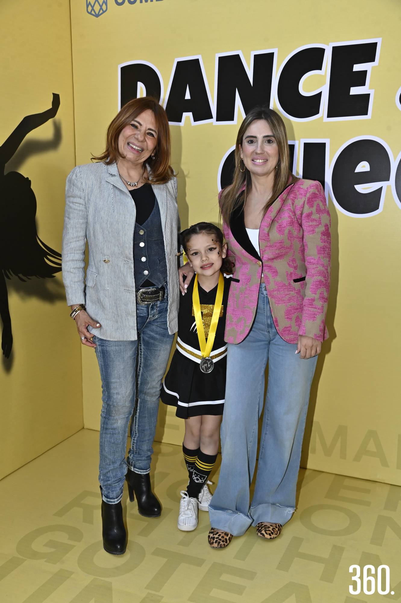 $!Griselda Yadira Delgado de Flores, Amalia Saro y Yadira Flores.