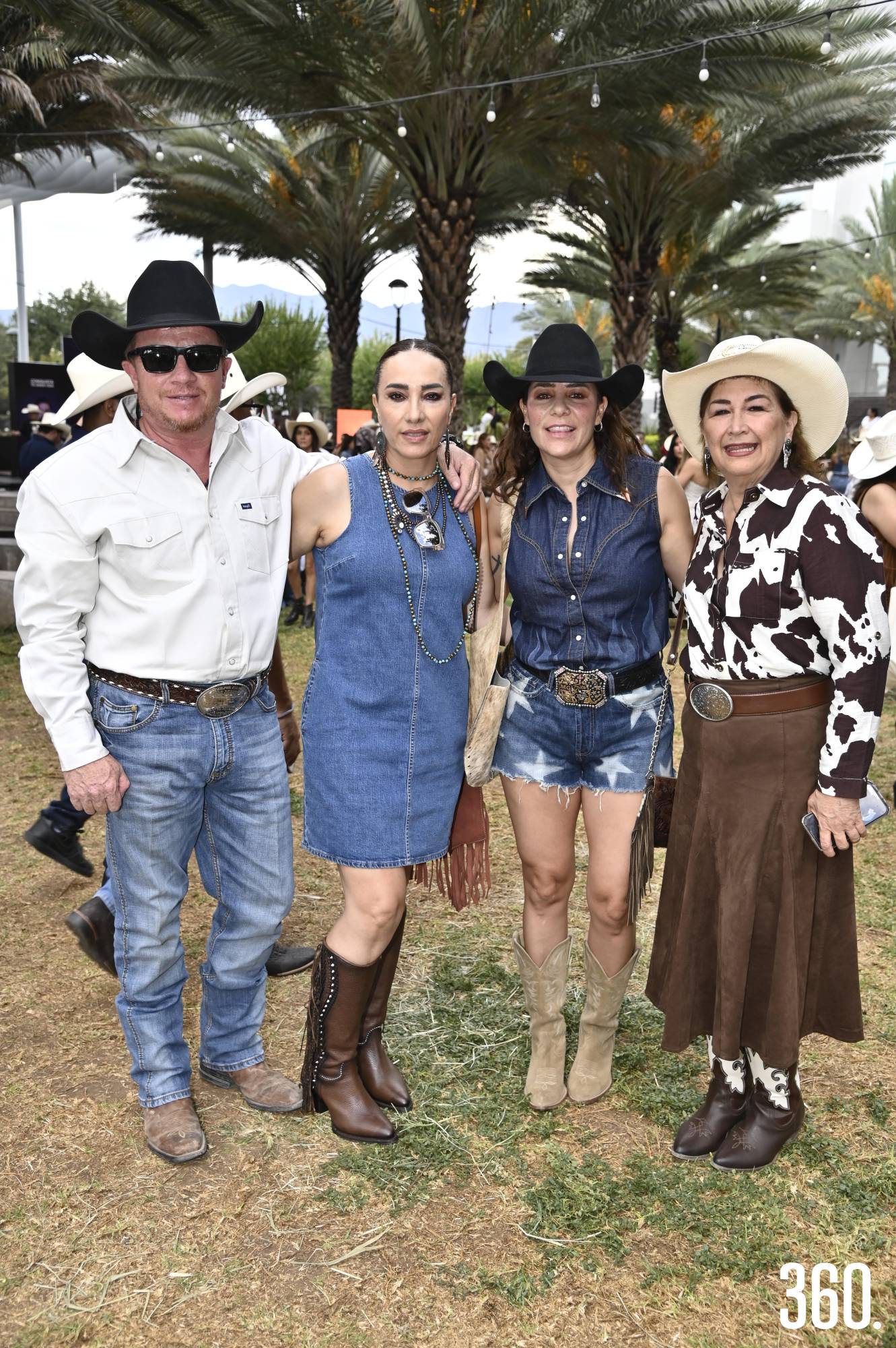 $!Alberto Esqueda, Cori de Esqueda, Mily Galindo y Martha Moncada.
