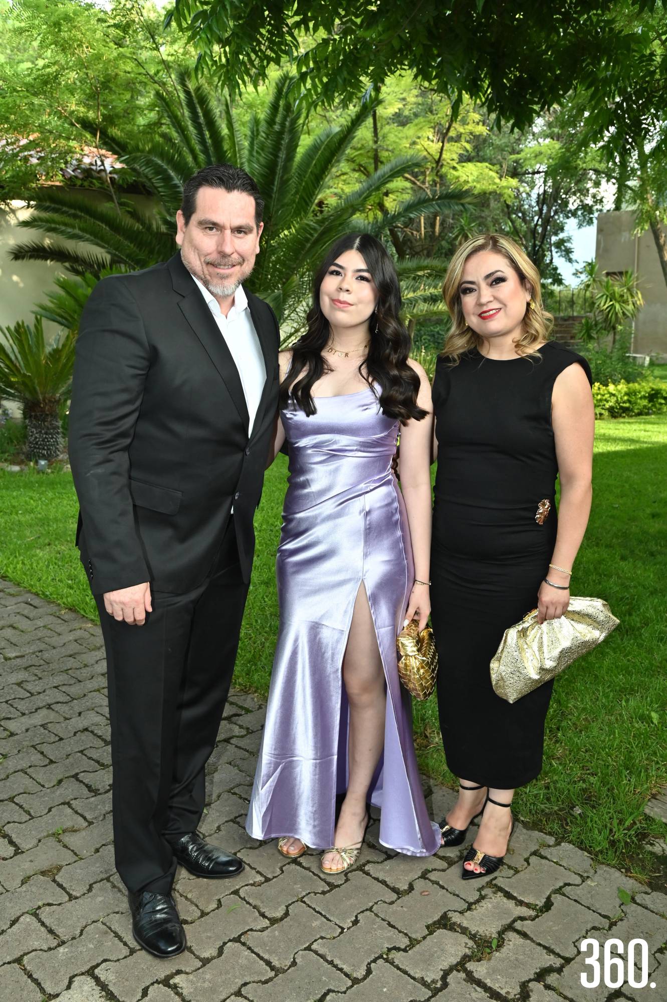 $!Ricardo y Ana Paola Covarrubias e Ileana Rodríguez de Covarrubias.