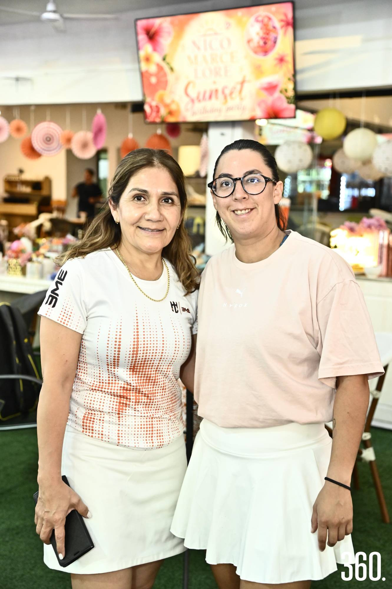 $!Maleni López y Diana González.