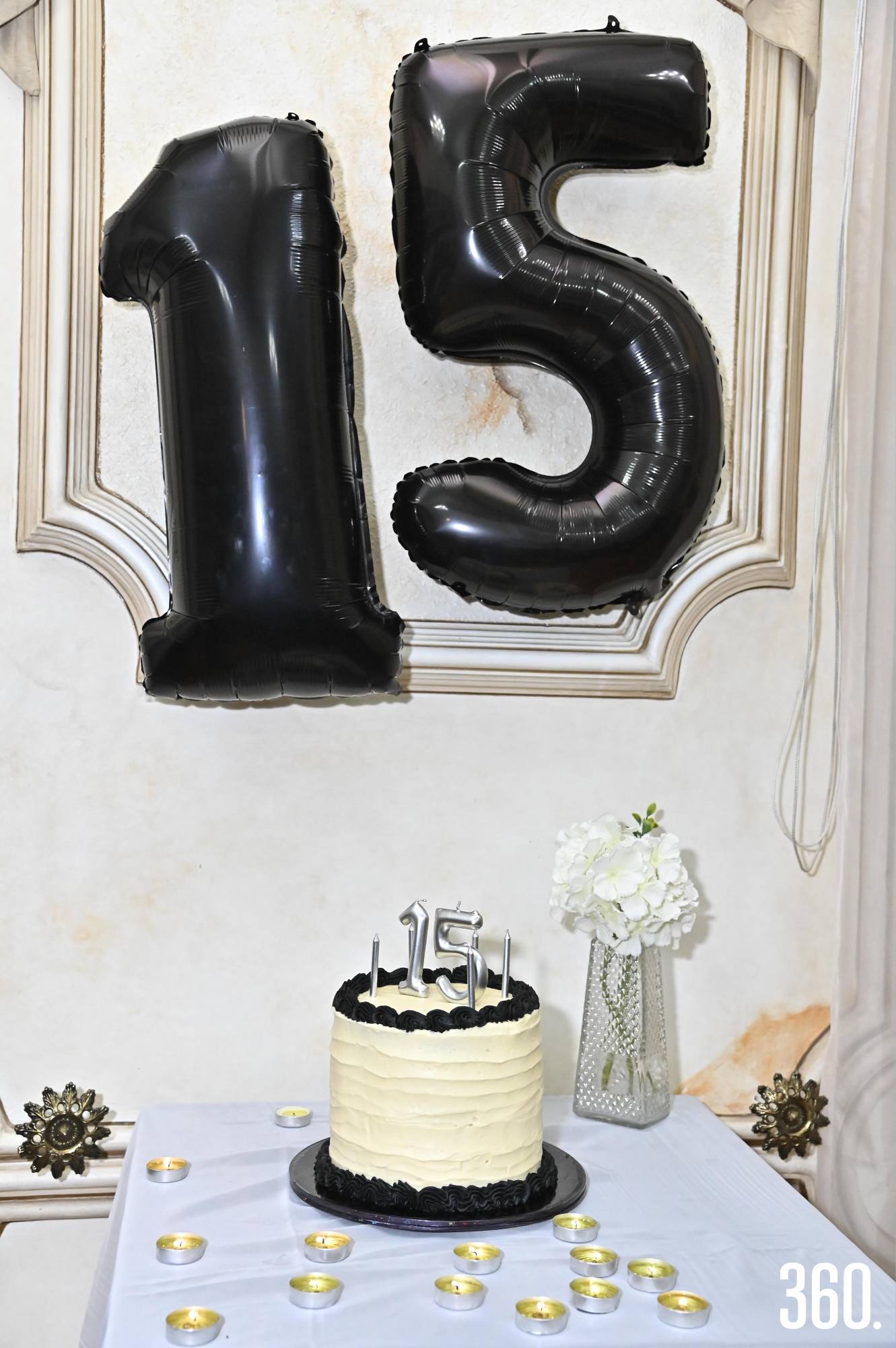 $!Pastel de la cumpleañera.