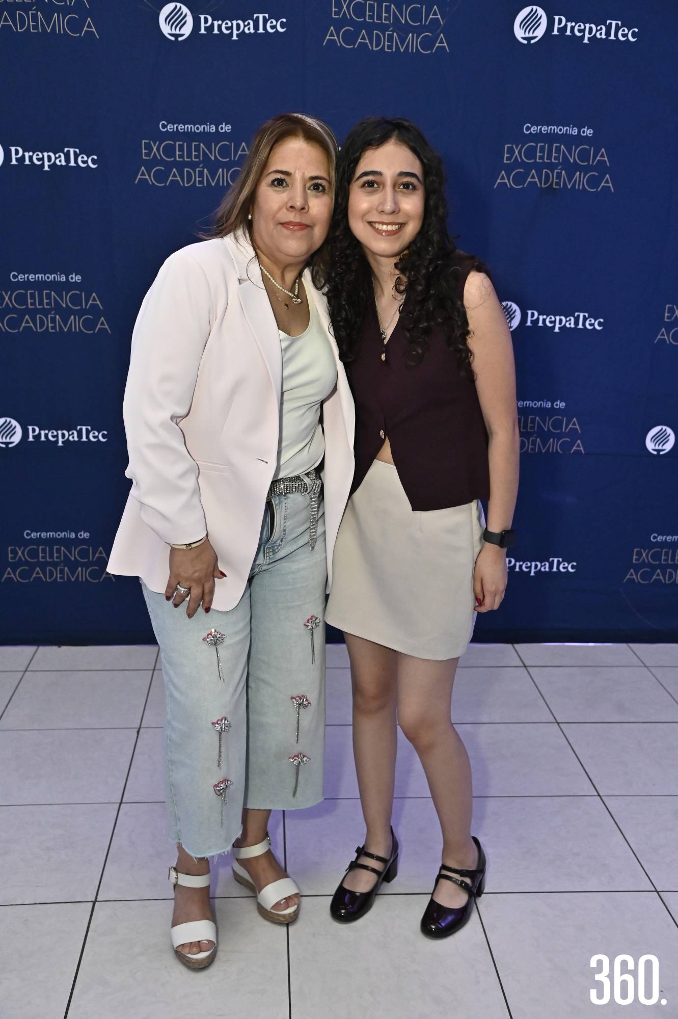 $!Noemí Herrera y Paola Aguilar.