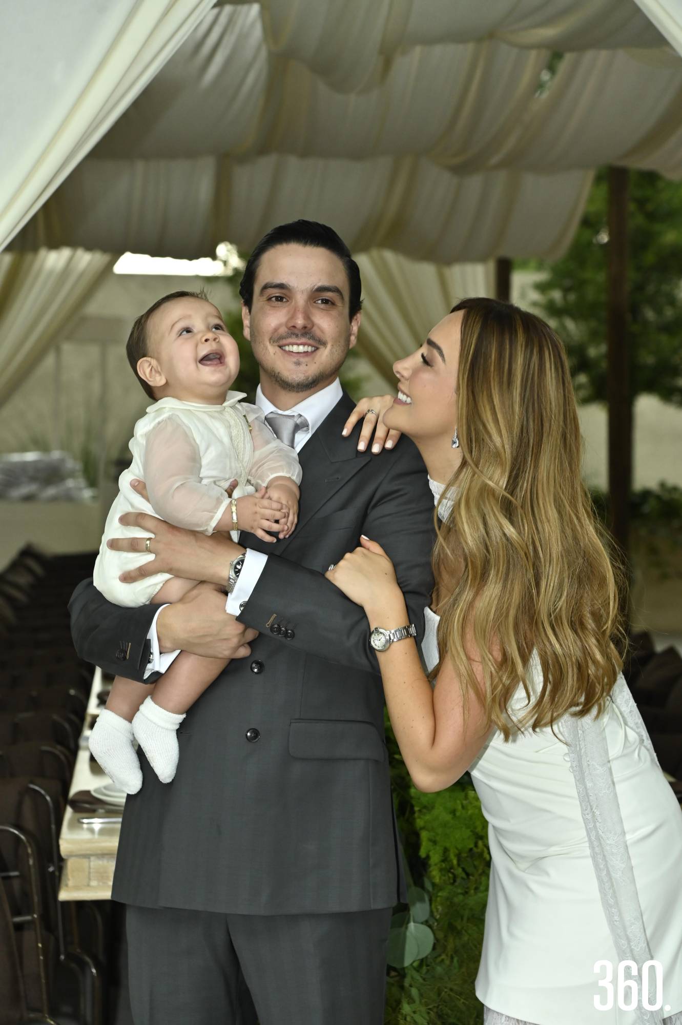 $!Guillermo con sus papás, Guillermo Torres y Anna Lucía González.