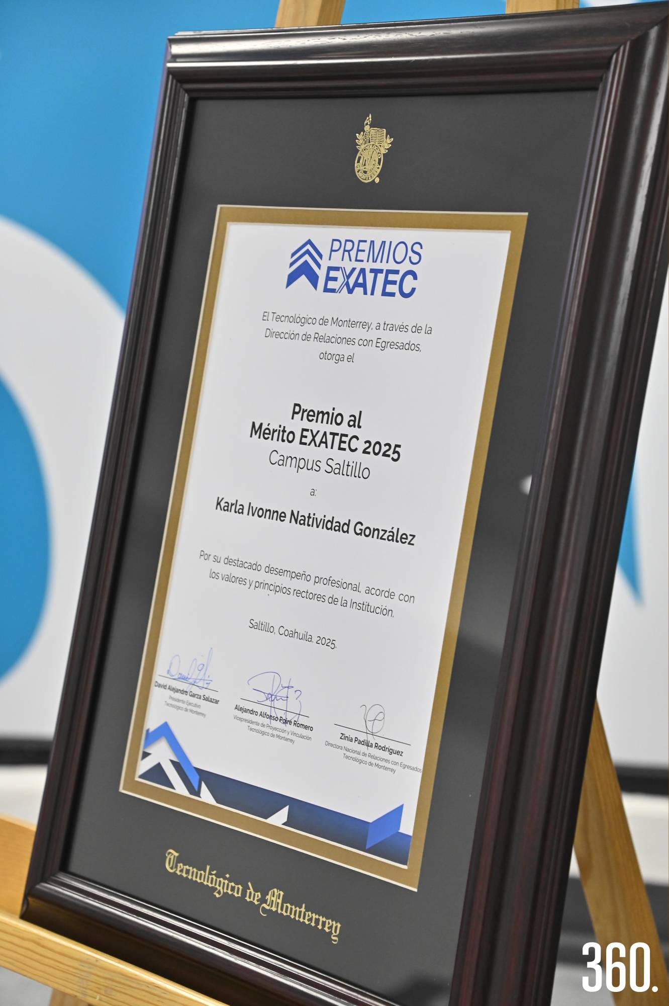 $!Karla Ivonne Natividad recibió el premio al Mérito EXATEC.