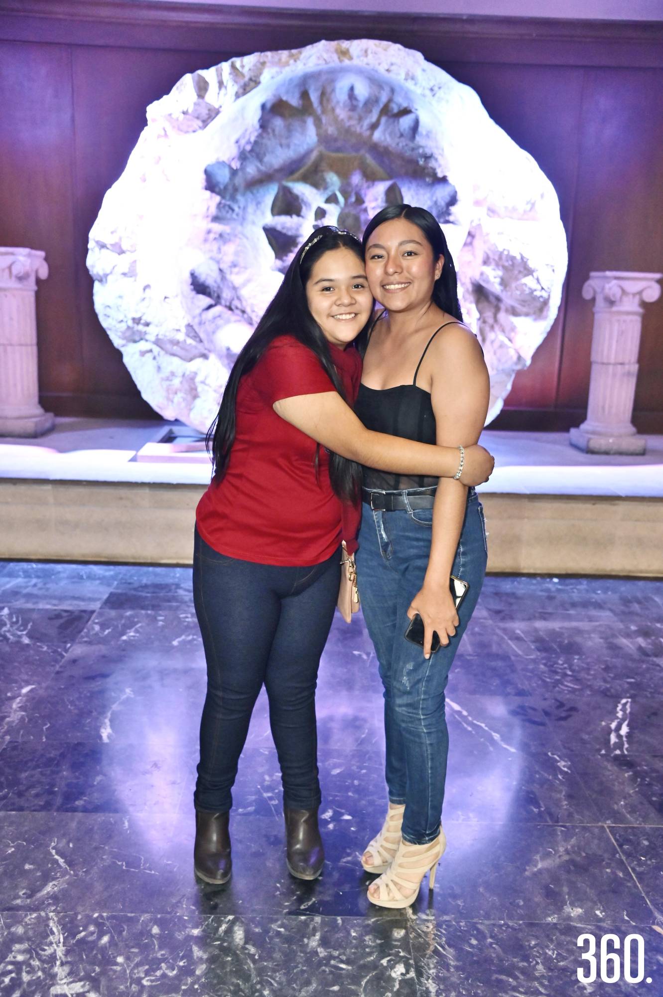 $!Valeria Macías y Karen Carretero.