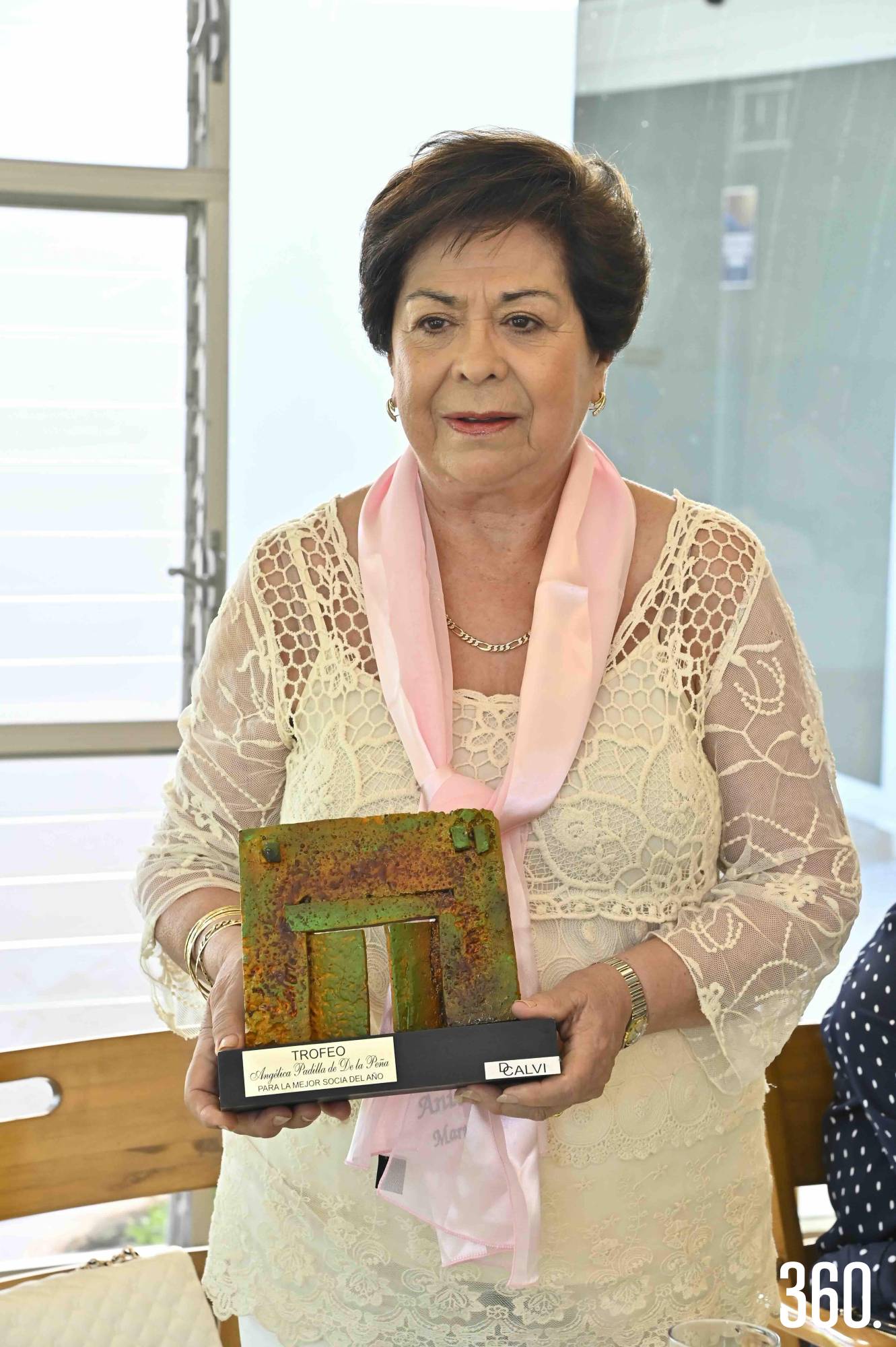 $!Reconocimiento a la mejor socia del año, Martha Alicia Santoscoy.