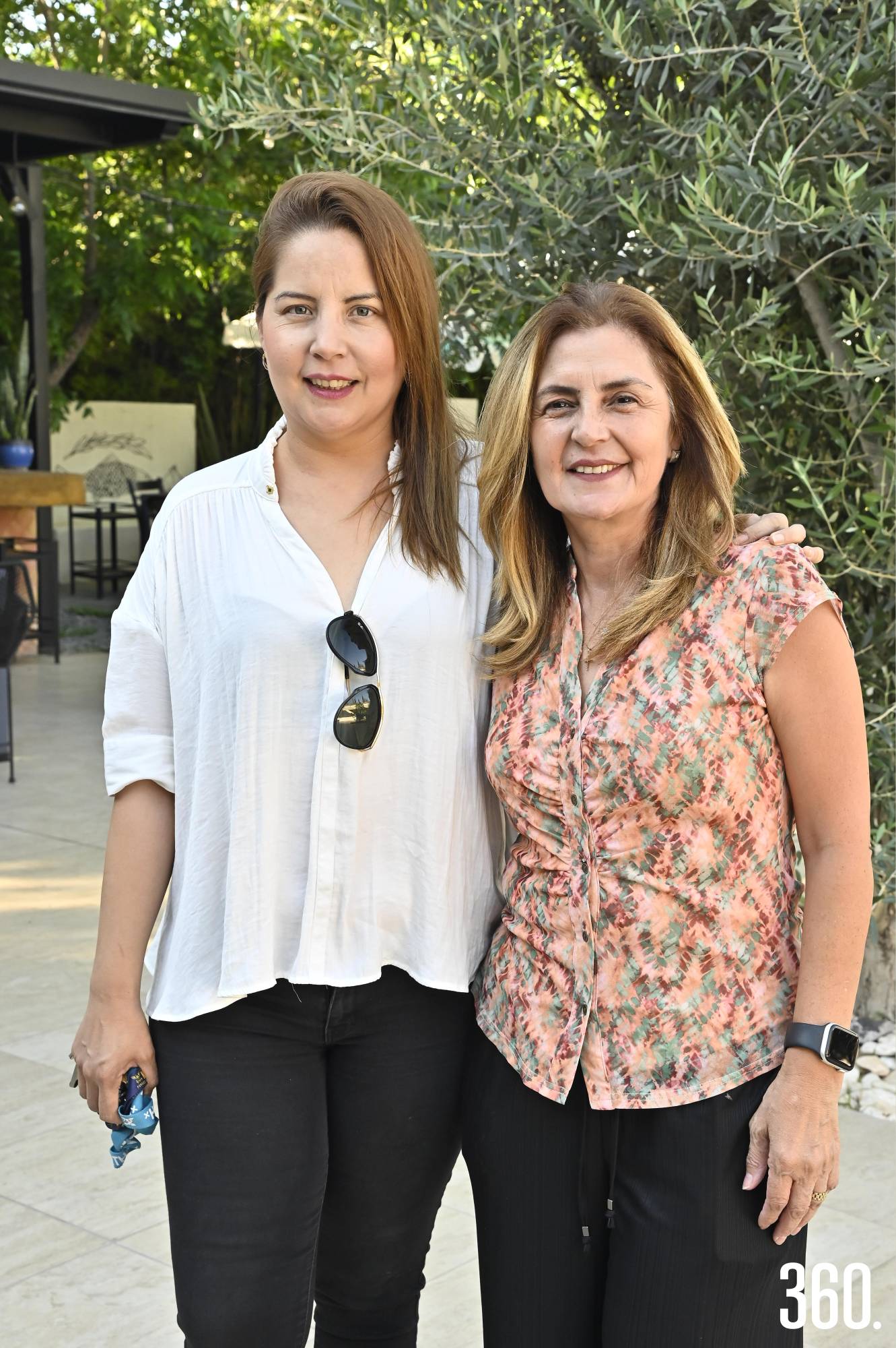 $!Ludivina Arrañaga y Silvia Botello.