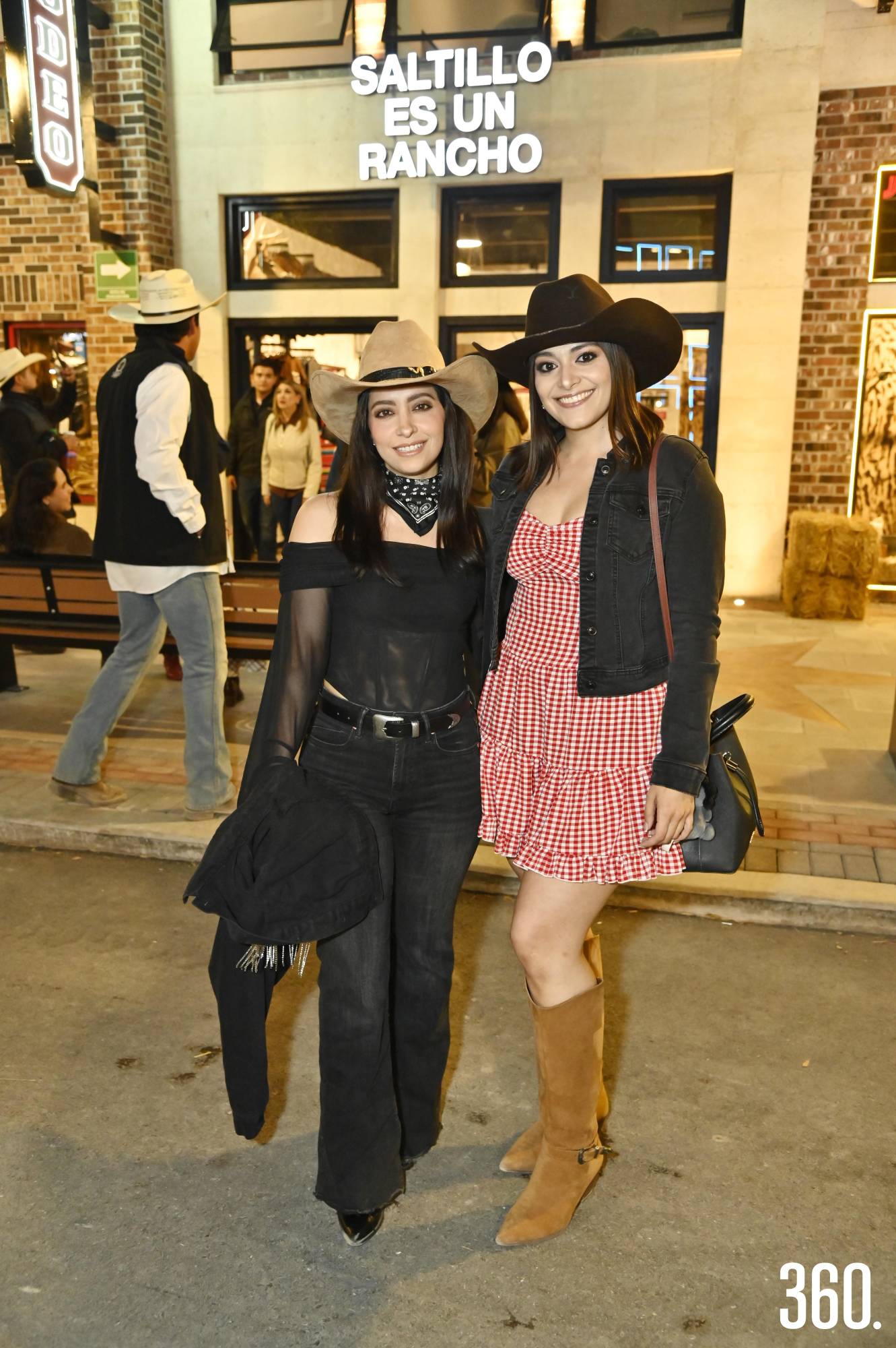 $!Tere Cuéllar y Carmen Hernández.
