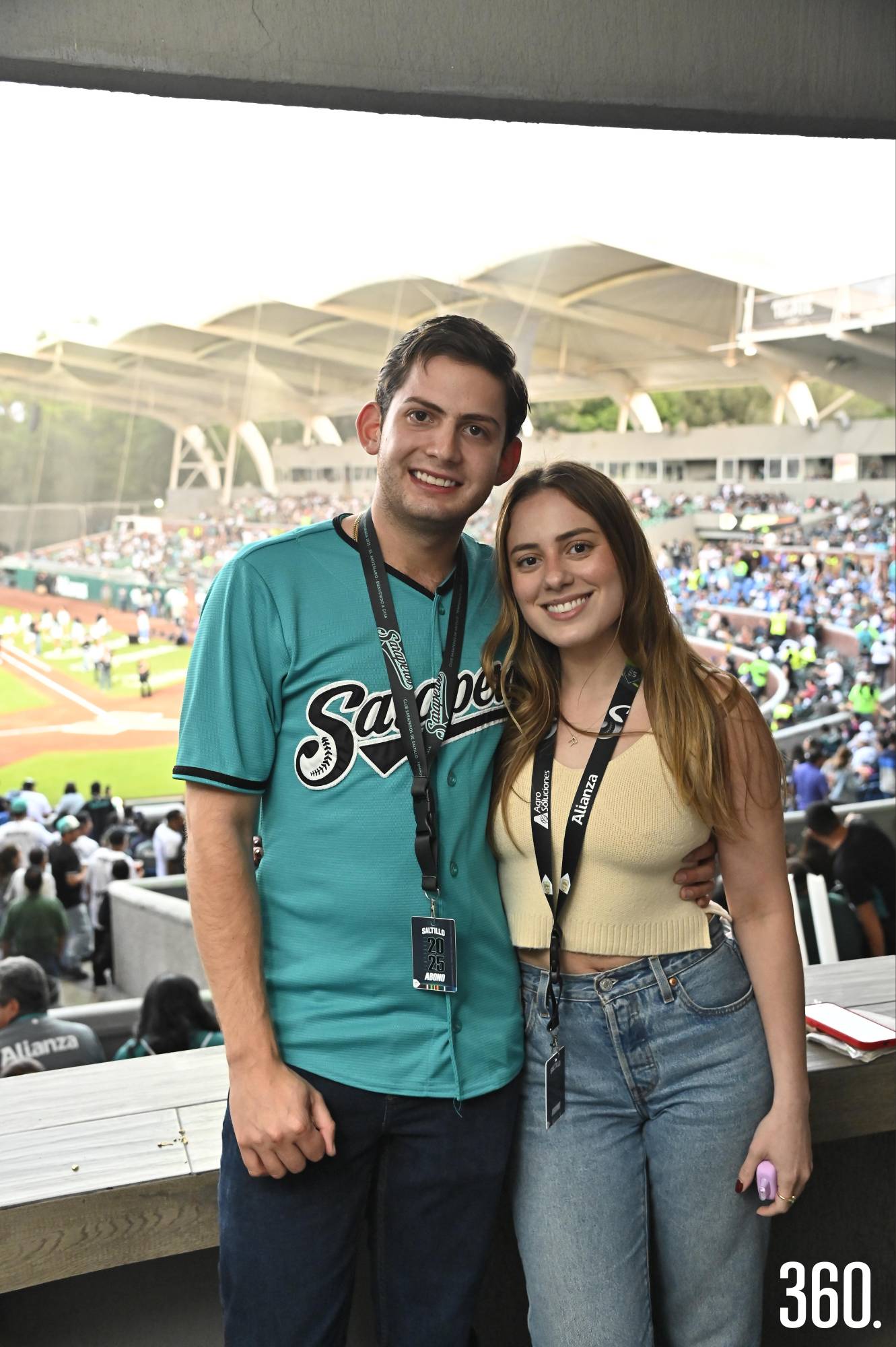 $!Octavio Almanza y Regina de la Torre.
