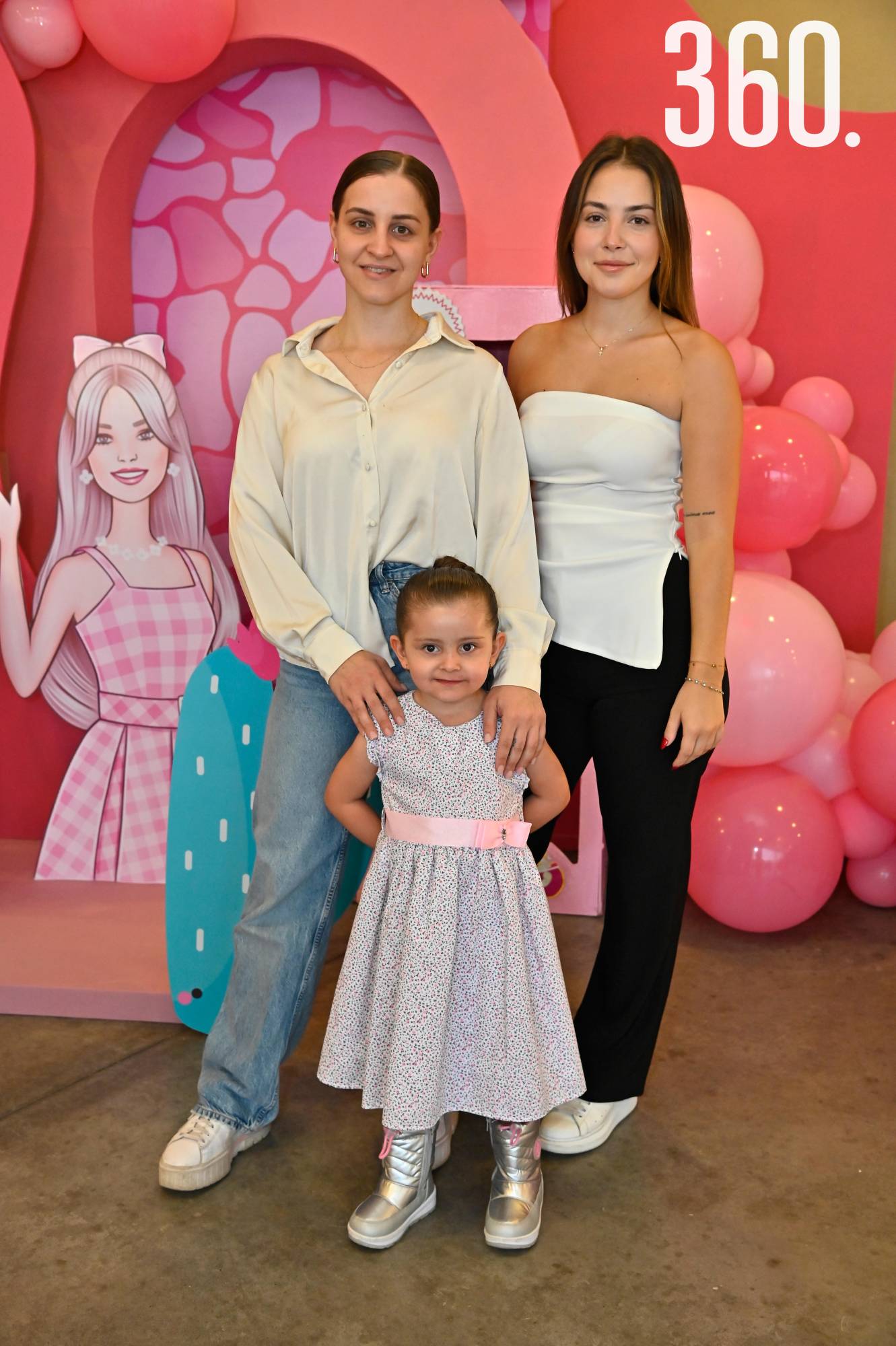 $!FIESTA DE BARBIE PARA CARLOTA Y NADIA DE LAS FUENTES