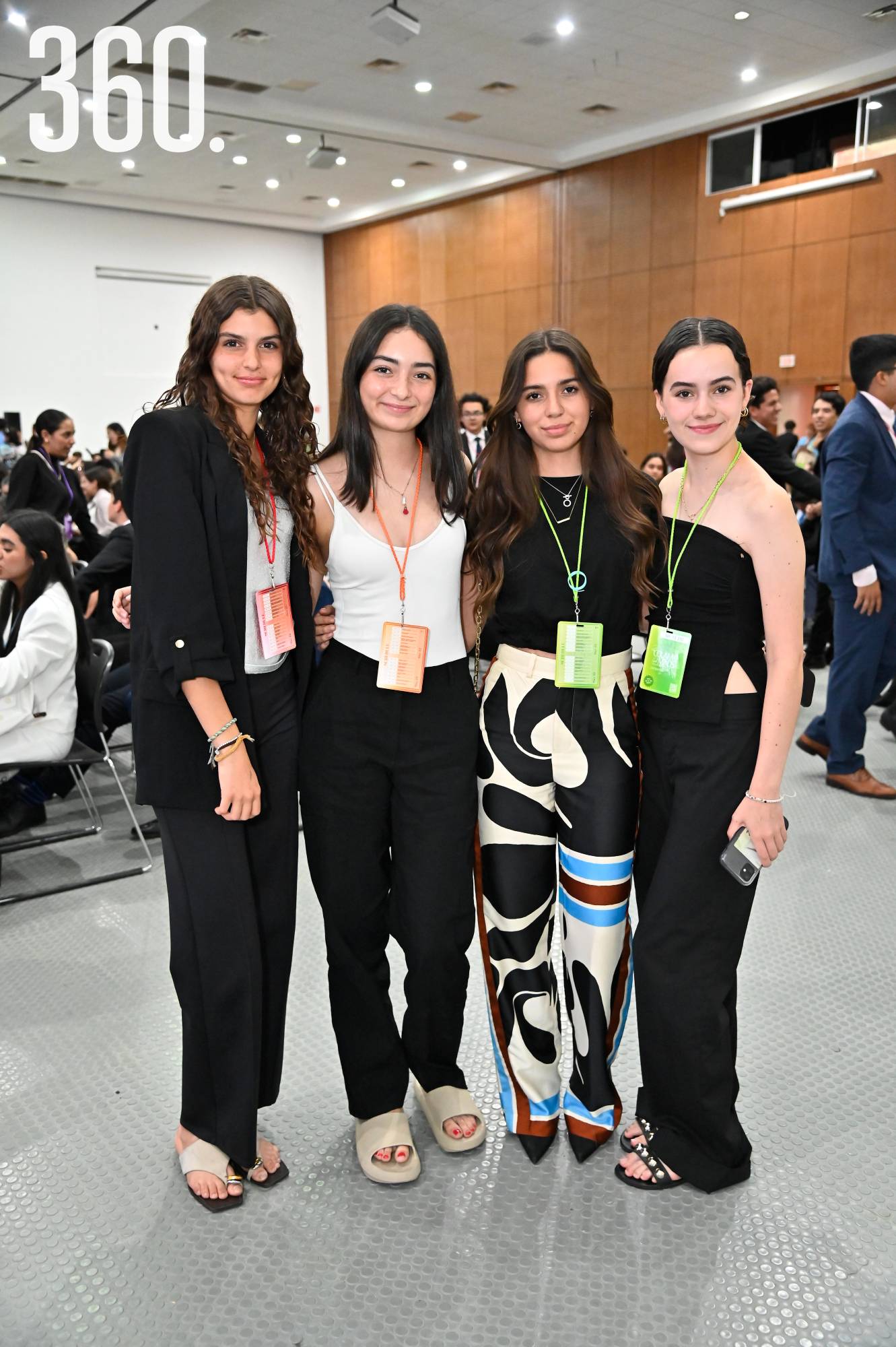 $!ALUMNOS APRENDEN EN COLAM MINDS 2024