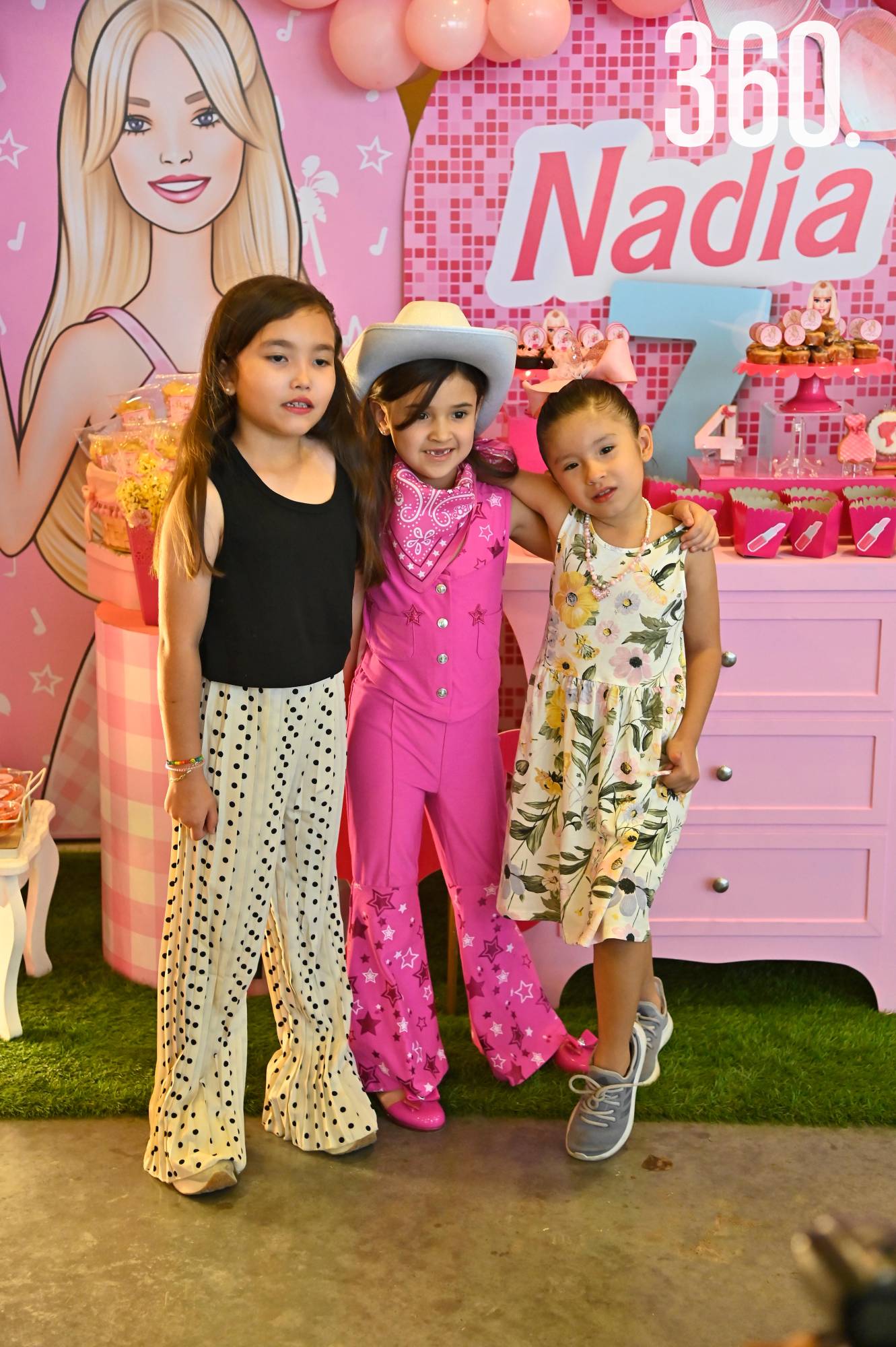 $!FIESTA DE BARBIE PARA CARLOTA Y NADIA DE LAS FUENTES