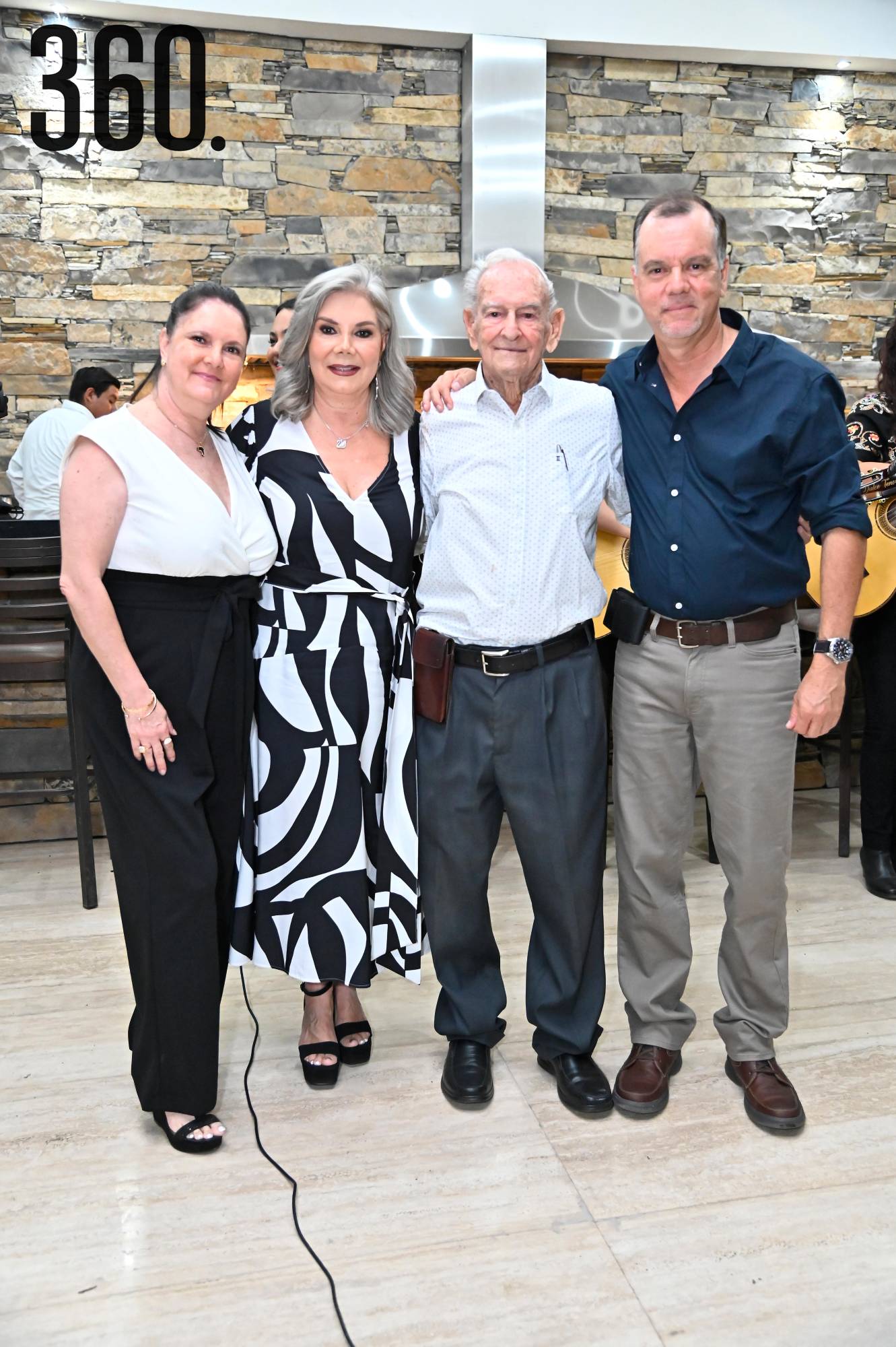 $!CUMPLEAÑOS 90 DE DON MANUEL DE LA COLINA