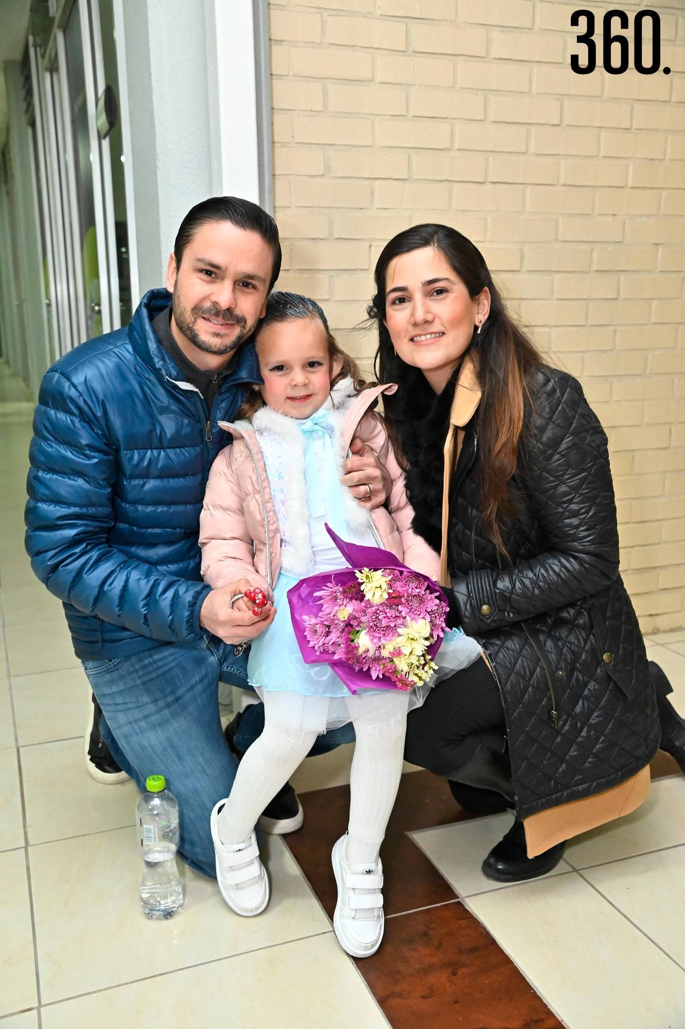 $!Héctor Lozano y Gaby Moreira con Marygaby Lozano.