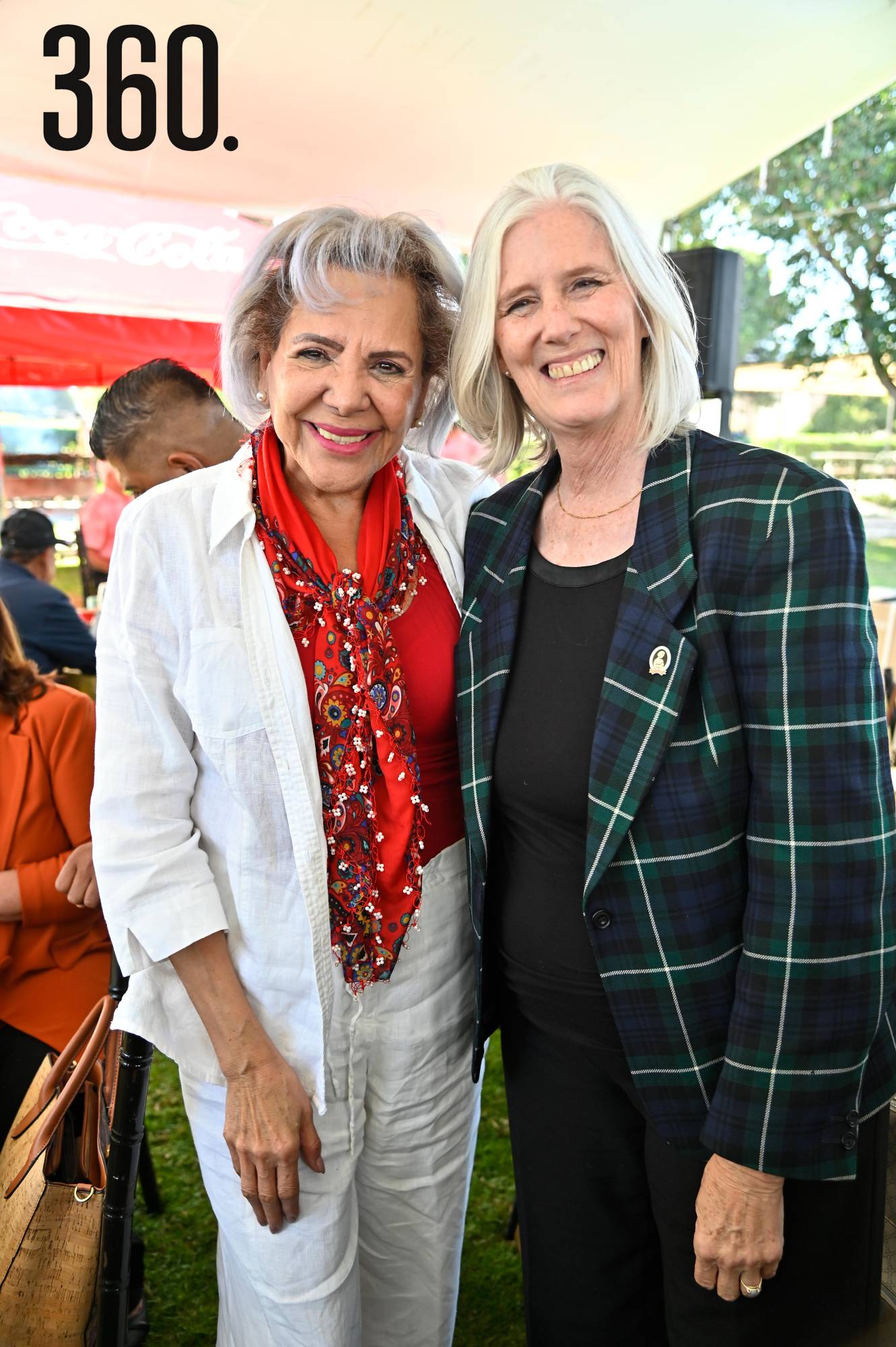 $!América Campero y Rita Fishburn.