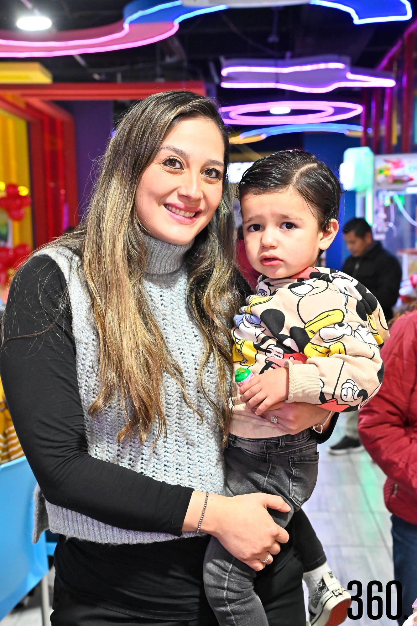 $!Andrea Hernández y Álvaro Arzamendi.