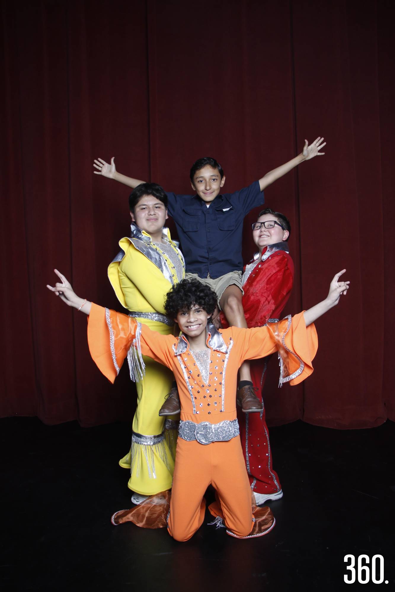 $!Detrás de cada función hay ensayo, constancia y el acompañamiento de sus familias.