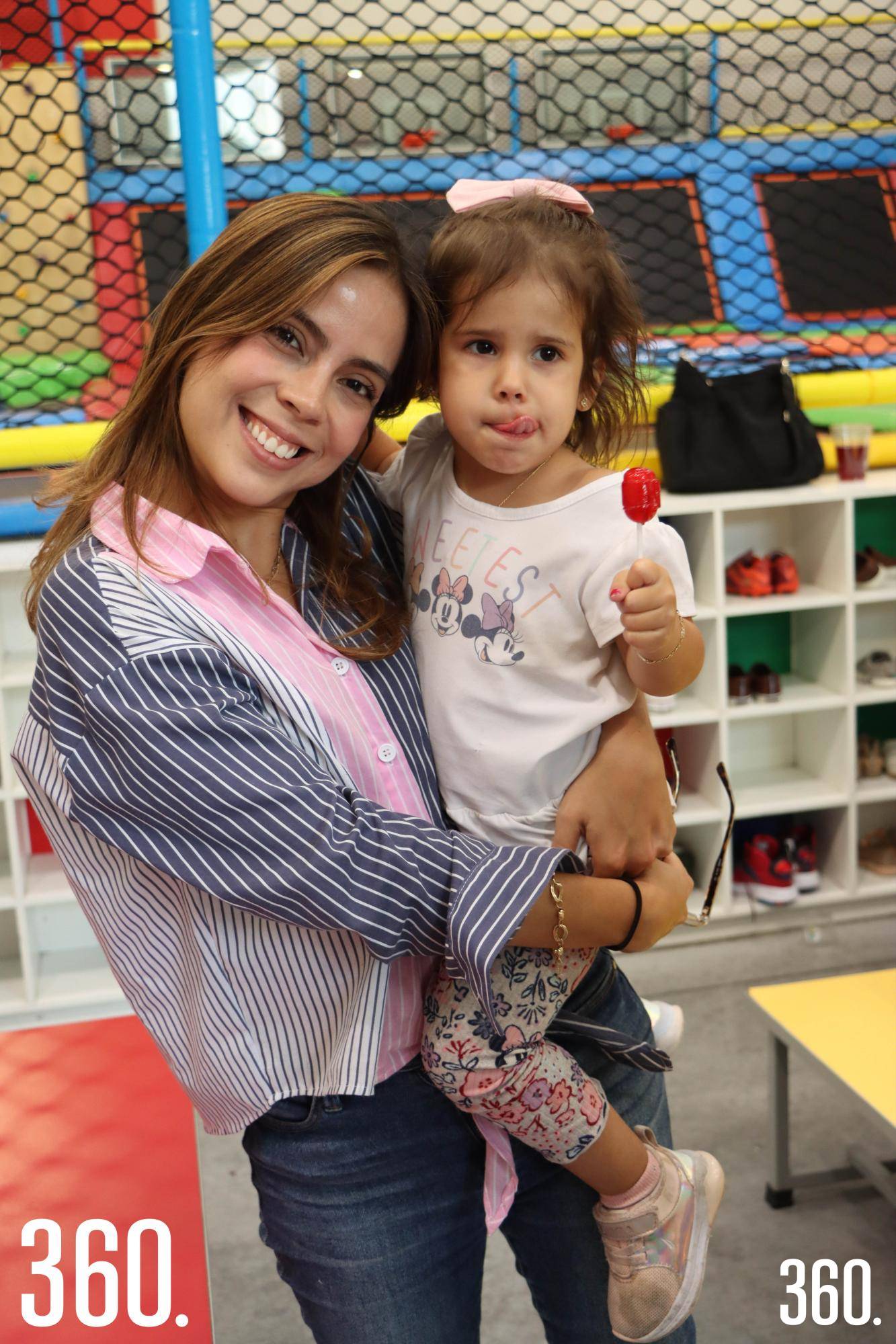 $!Ana Karen Valenzuela y Ana Sofy Moreira.