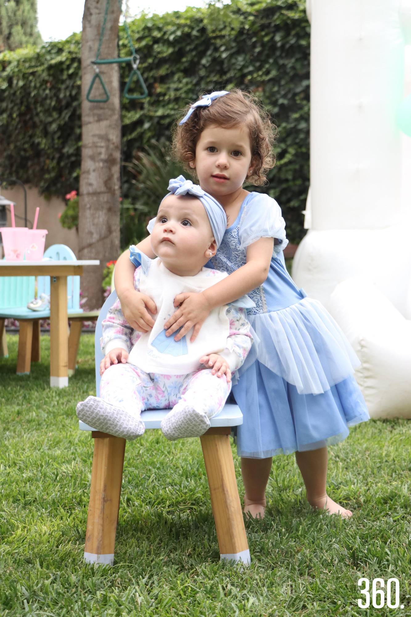 $!Inés y Luciana Castilla.