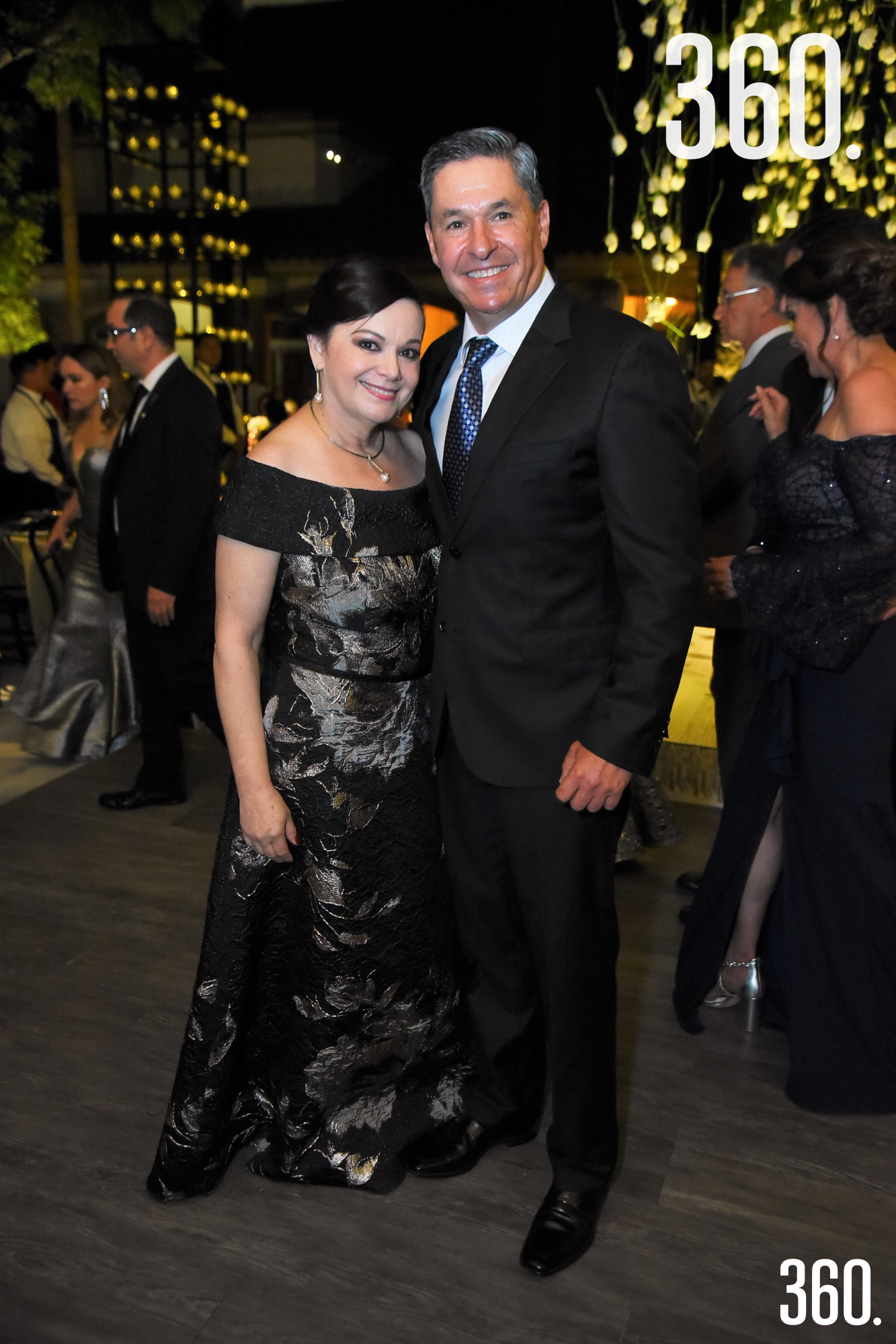 $!Iza de López y Juan Carlos López.